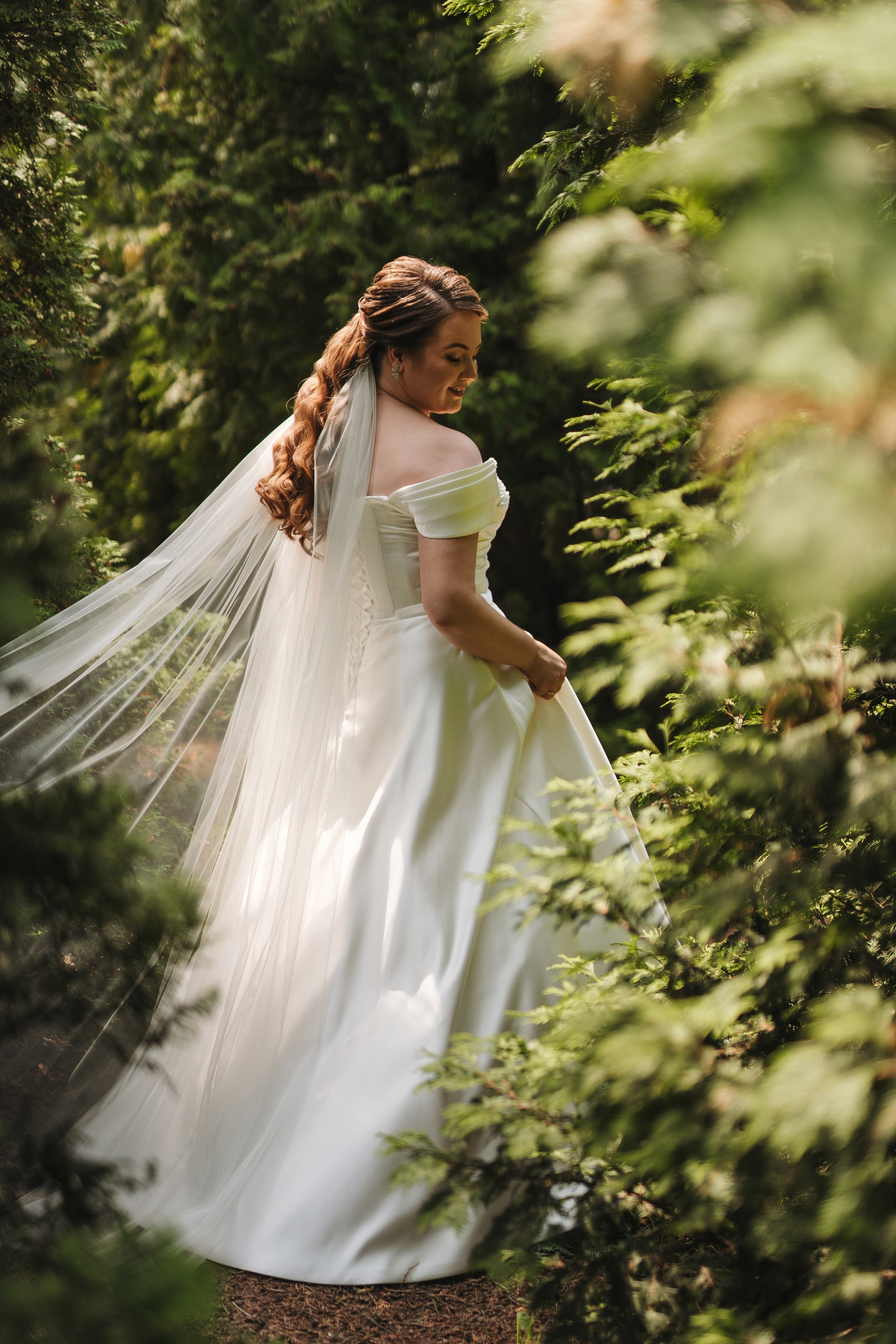 Свадьба White Hall (Dasko Garden), Уфа — фотосессия, банкет и семейные холсты