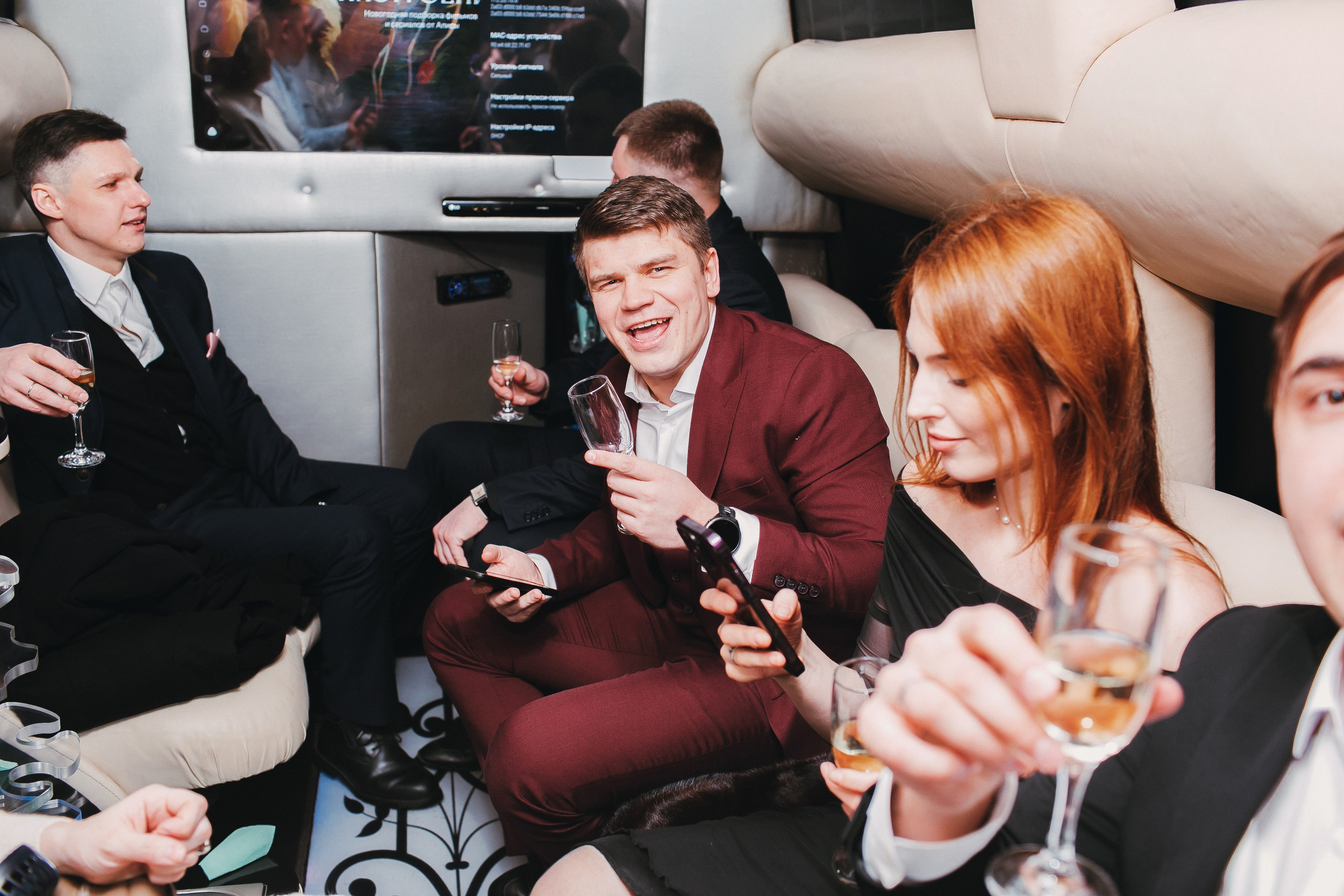 Съемка выездной регистрации в отеле. Свадебный и репортажный фотограф в Ярославле и Санкт-Петербурге Роман Микрюков