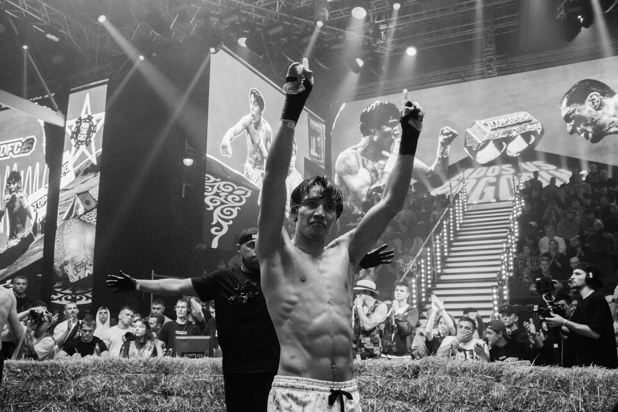 Кулачные бои TopDog. Анастасия Тен