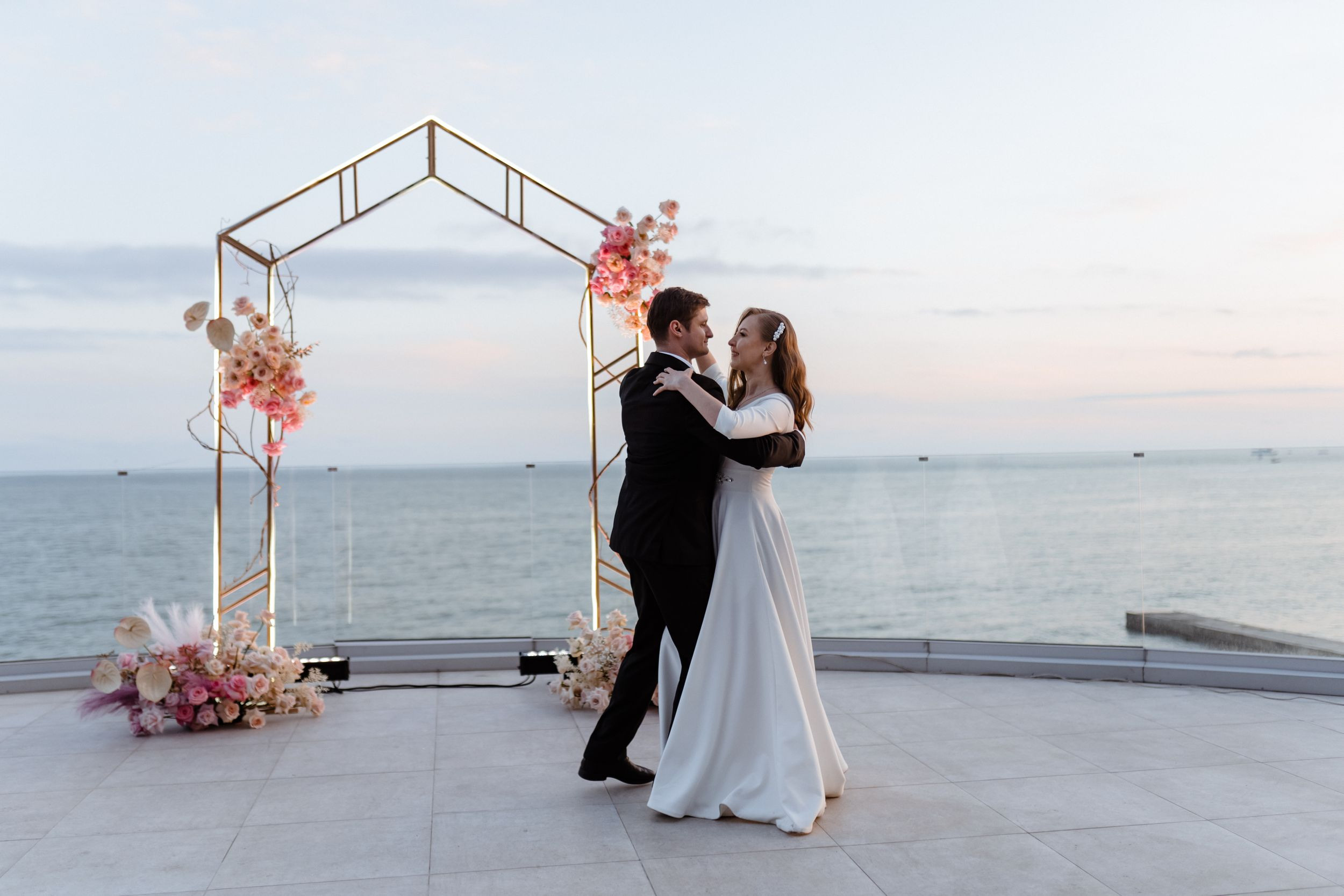 Море для двоих. Elopement Wedding Photographer