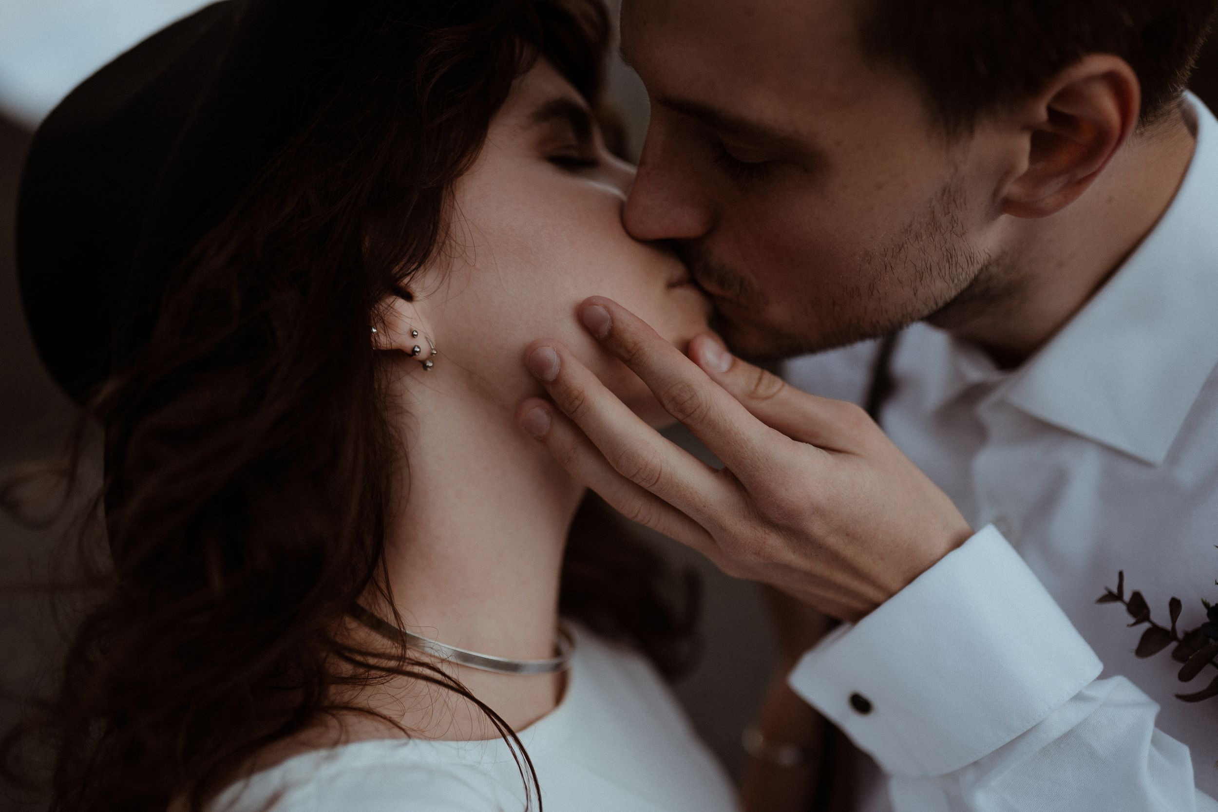 Kate and Nikita. Elopement Wedding Photographer