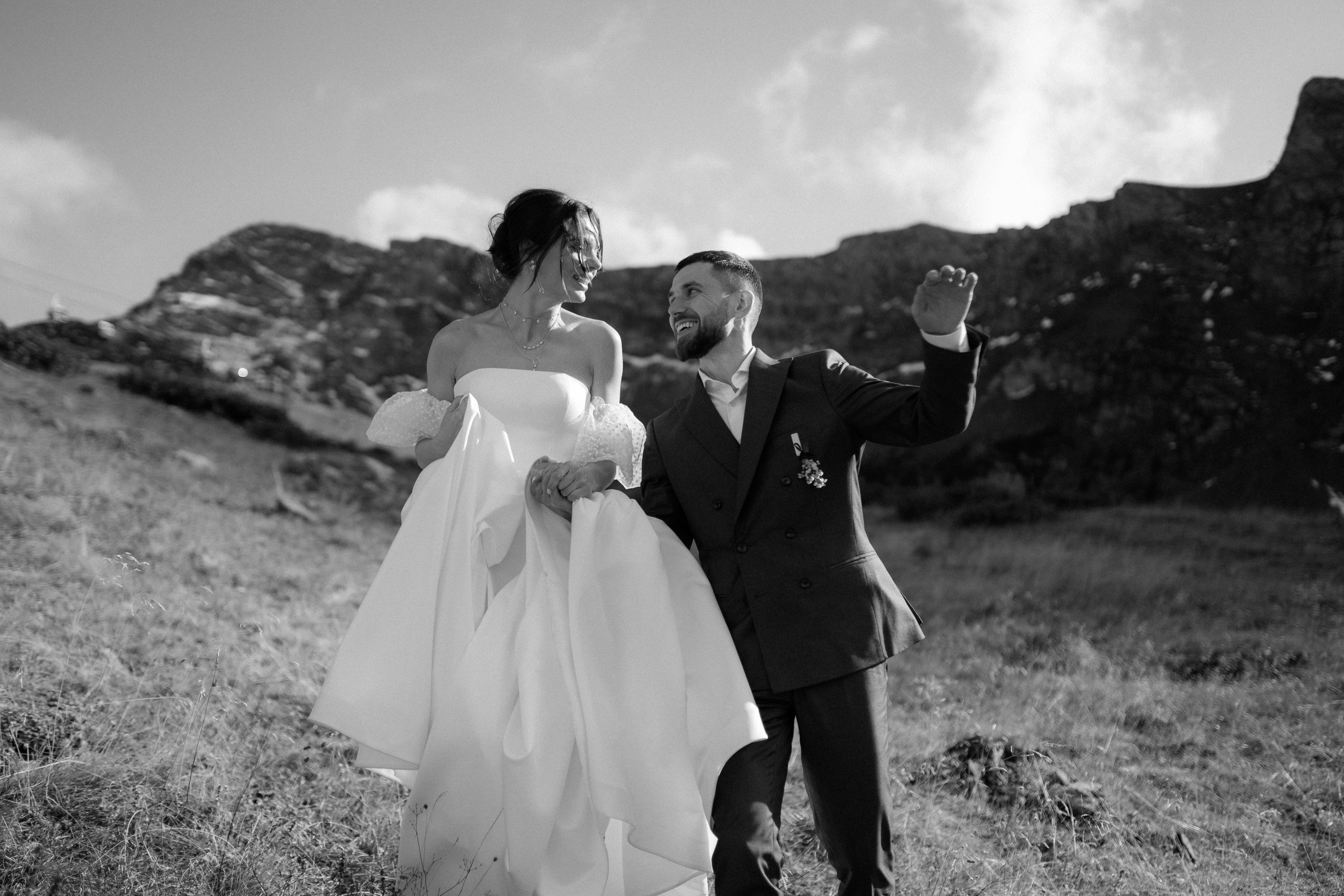 Anya and Grigori. Elopement Wedding Photographer