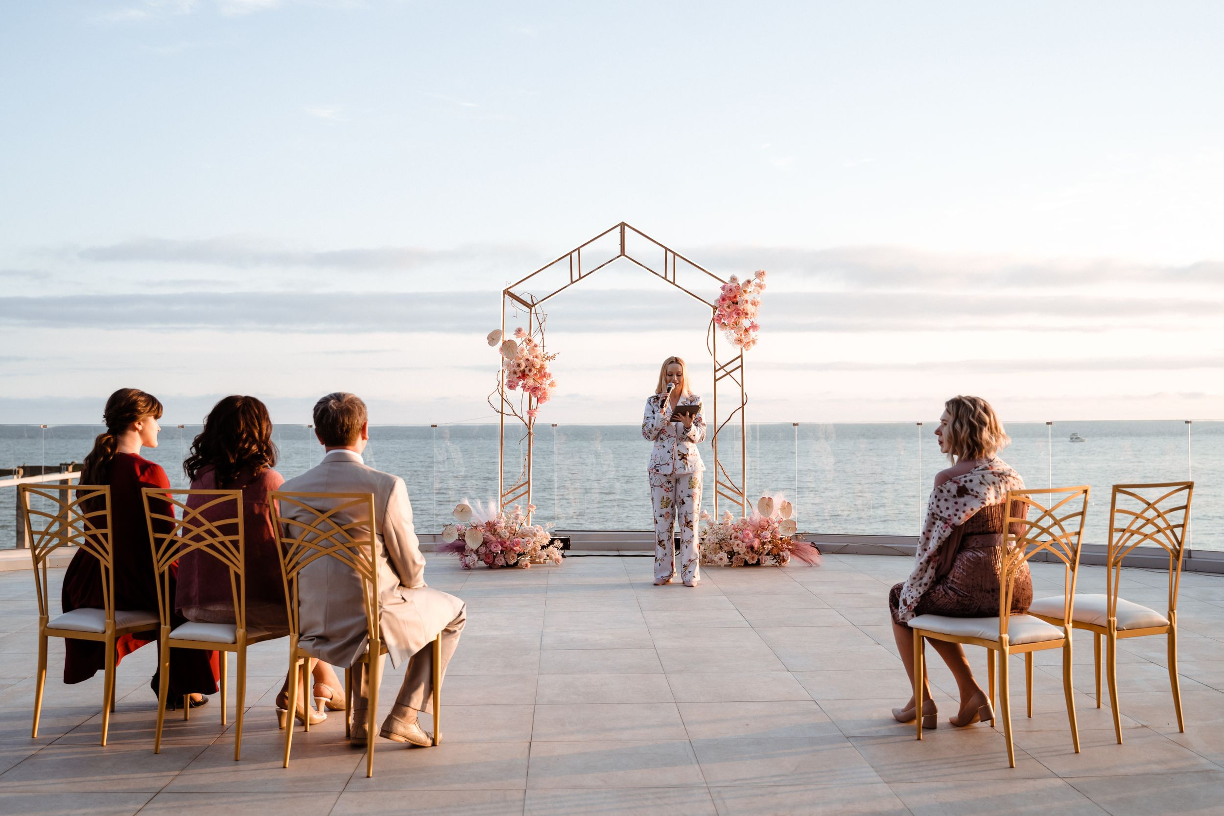 Море для двоих. Elopement Wedding Photographer