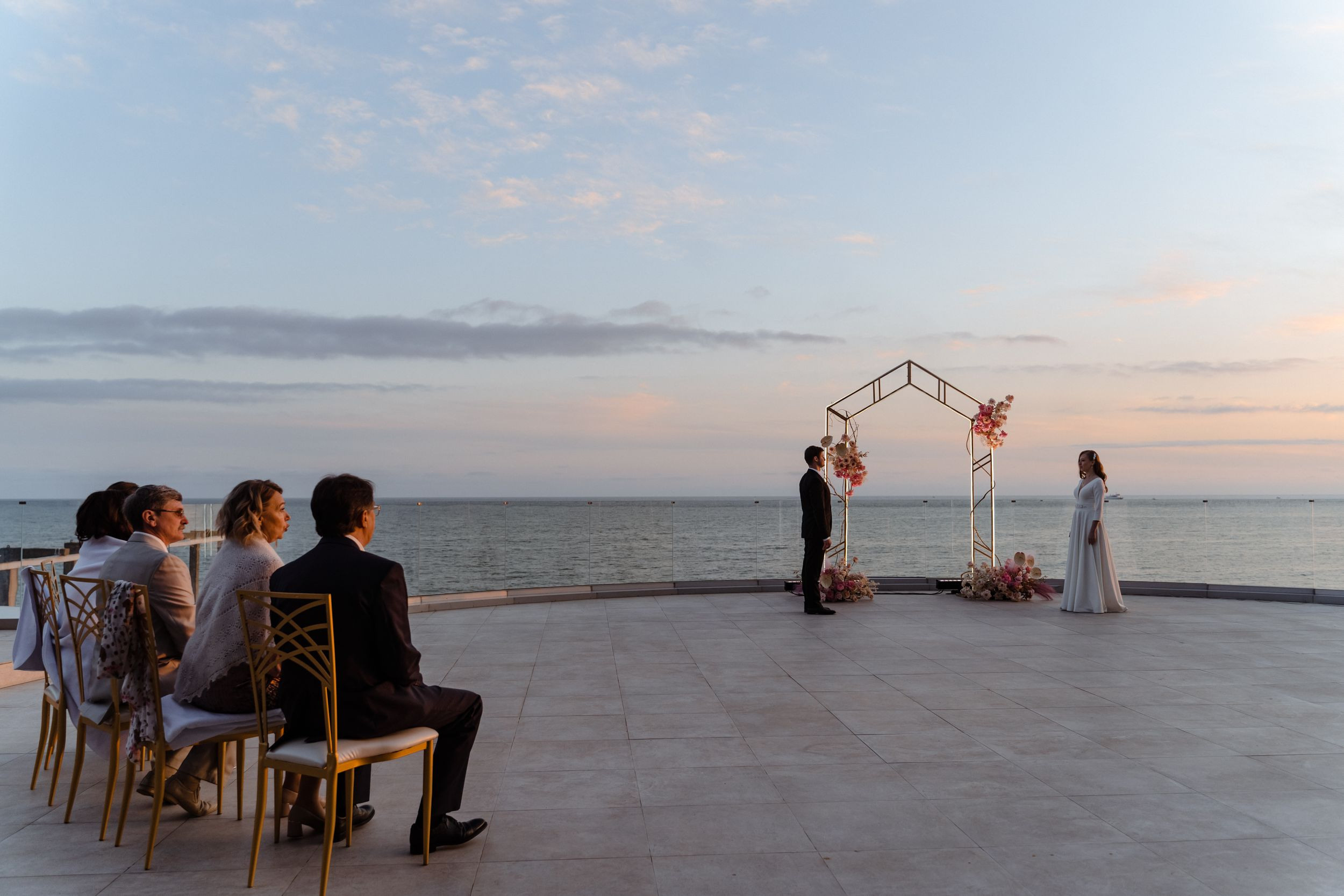 Море для двоих. Elopement Wedding Photographer