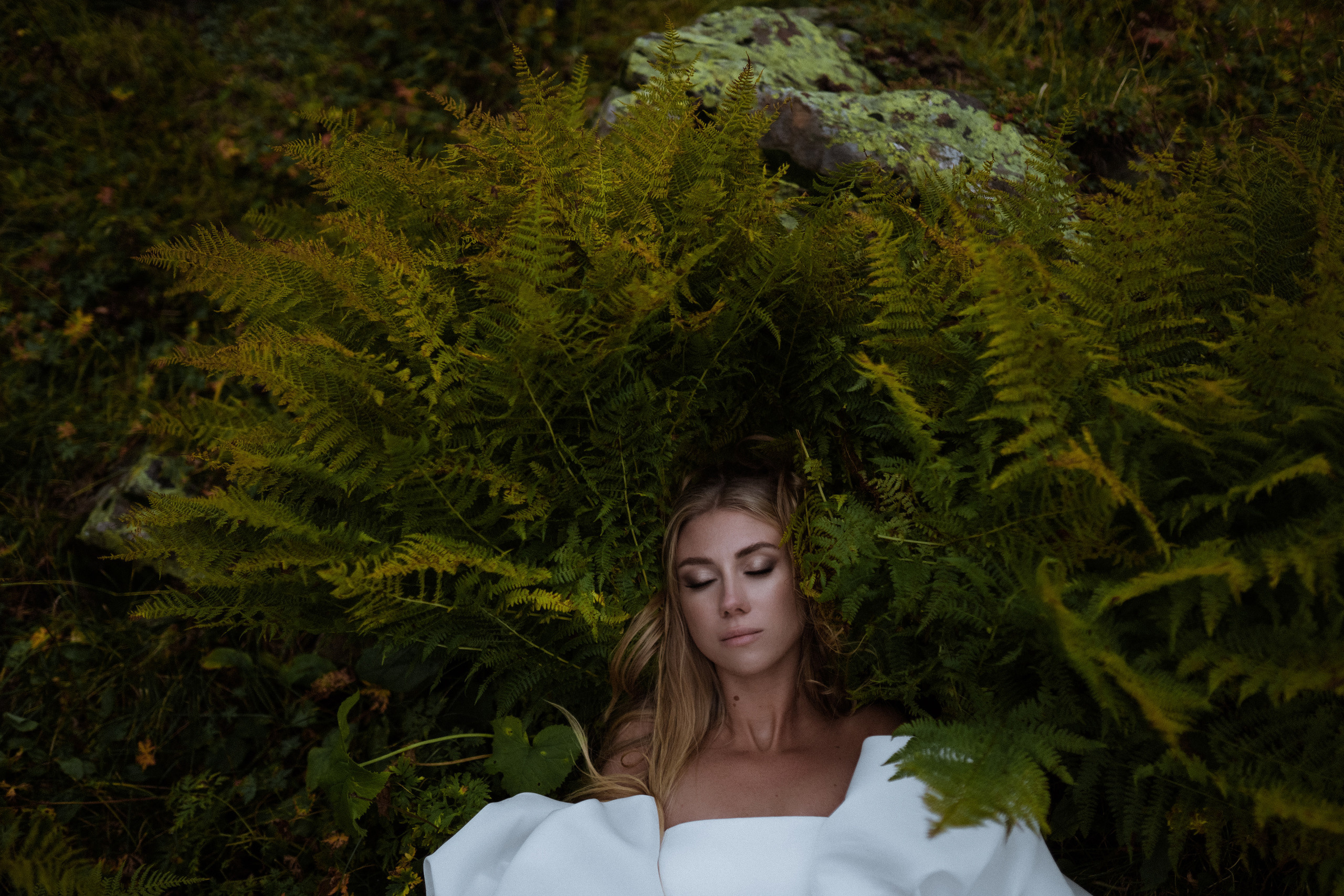 Alena and Alex. Elopement Wedding Photographer