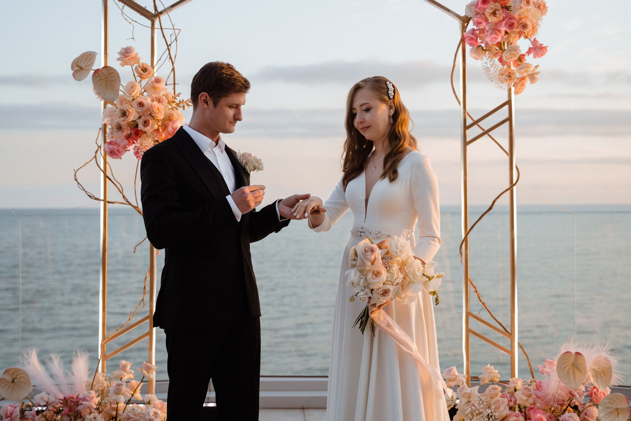 Море для двоих. Elopement Wedding Photographer