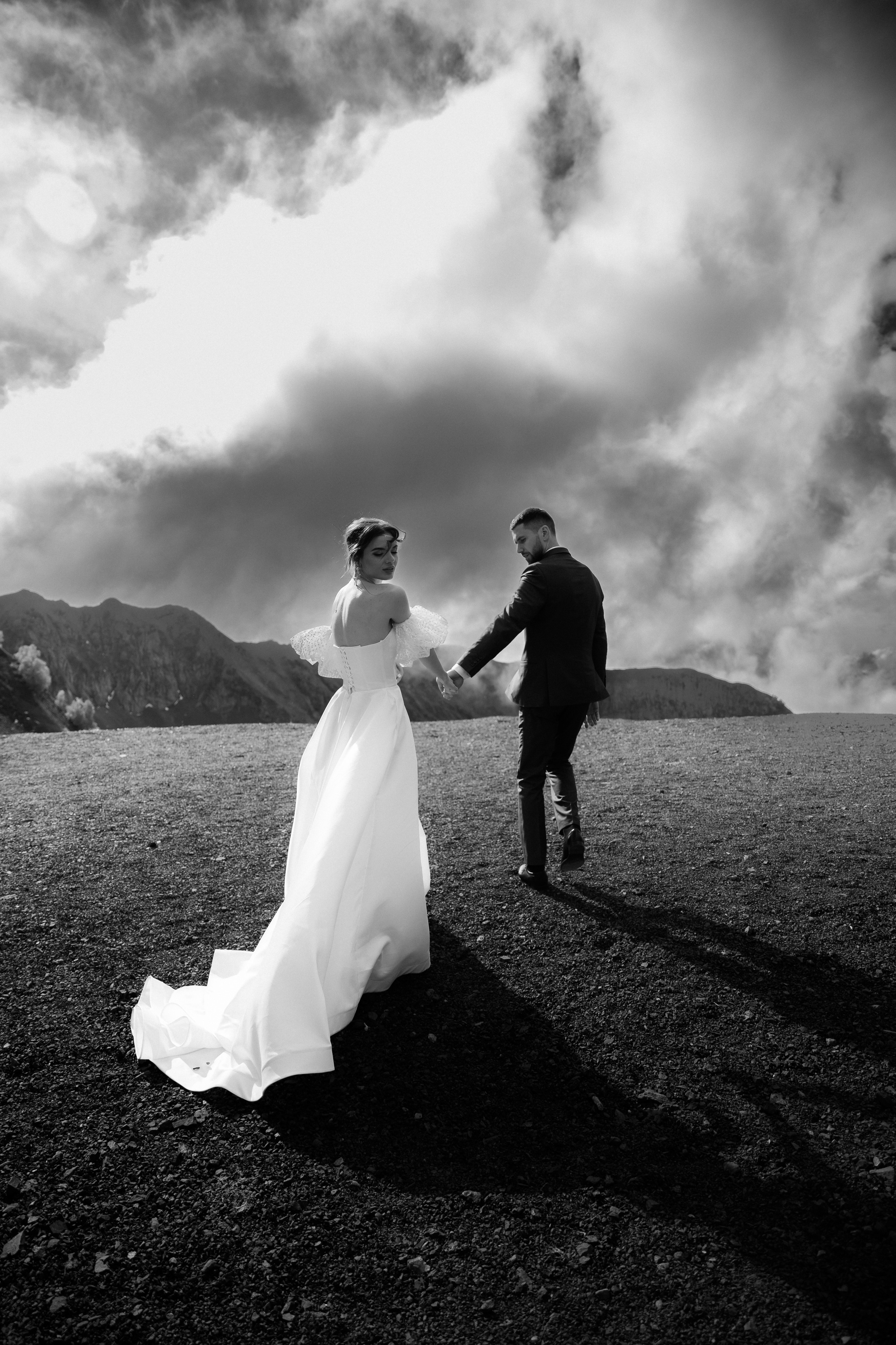 Anya and Grigori. Elopement Wedding Photographer