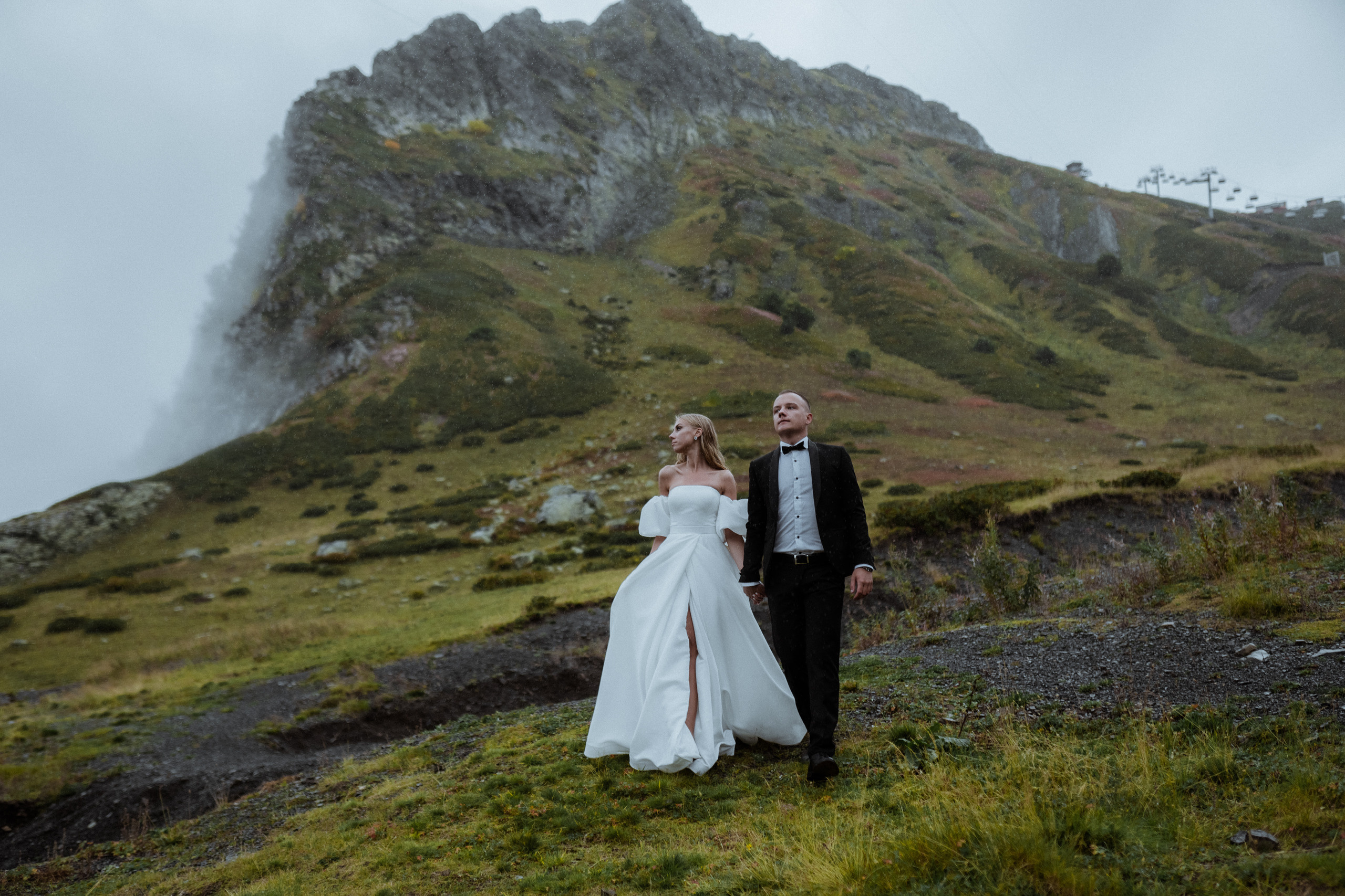 Alena and Alex. Elopement Wedding Photographer