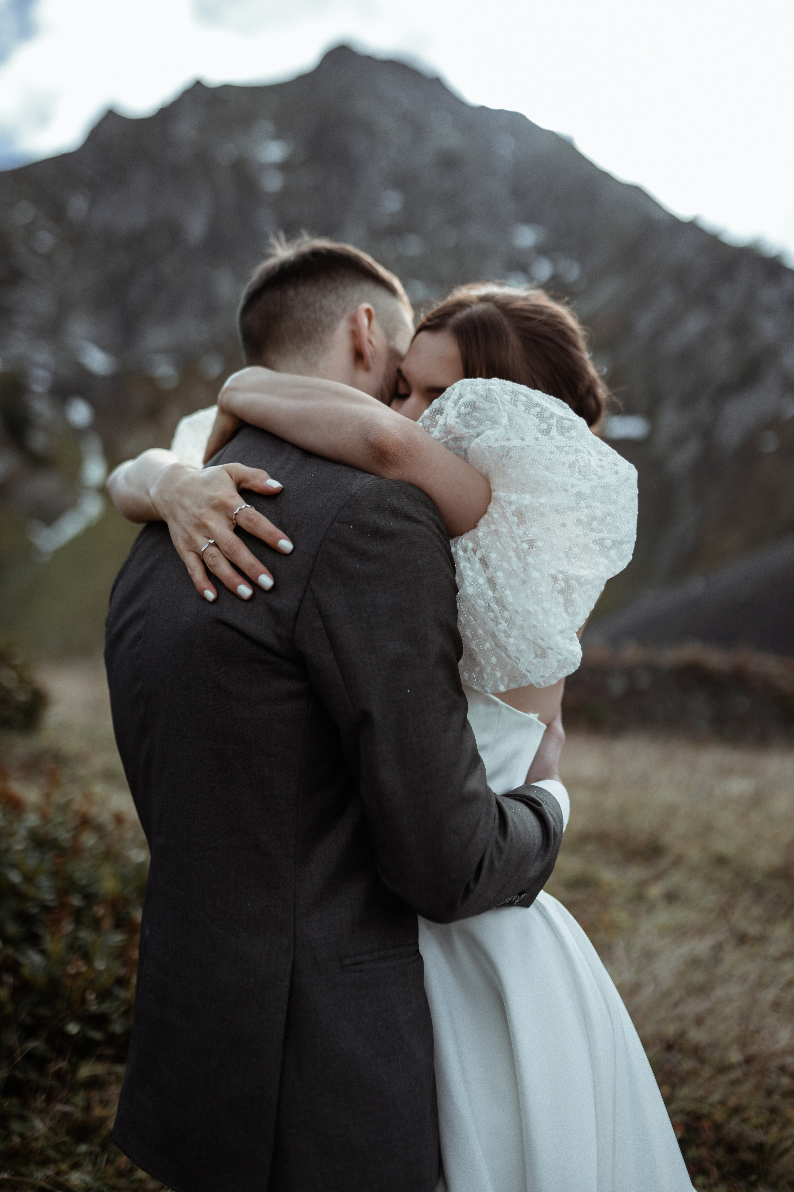 Anya and Grigori. Elopement Wedding Photographer