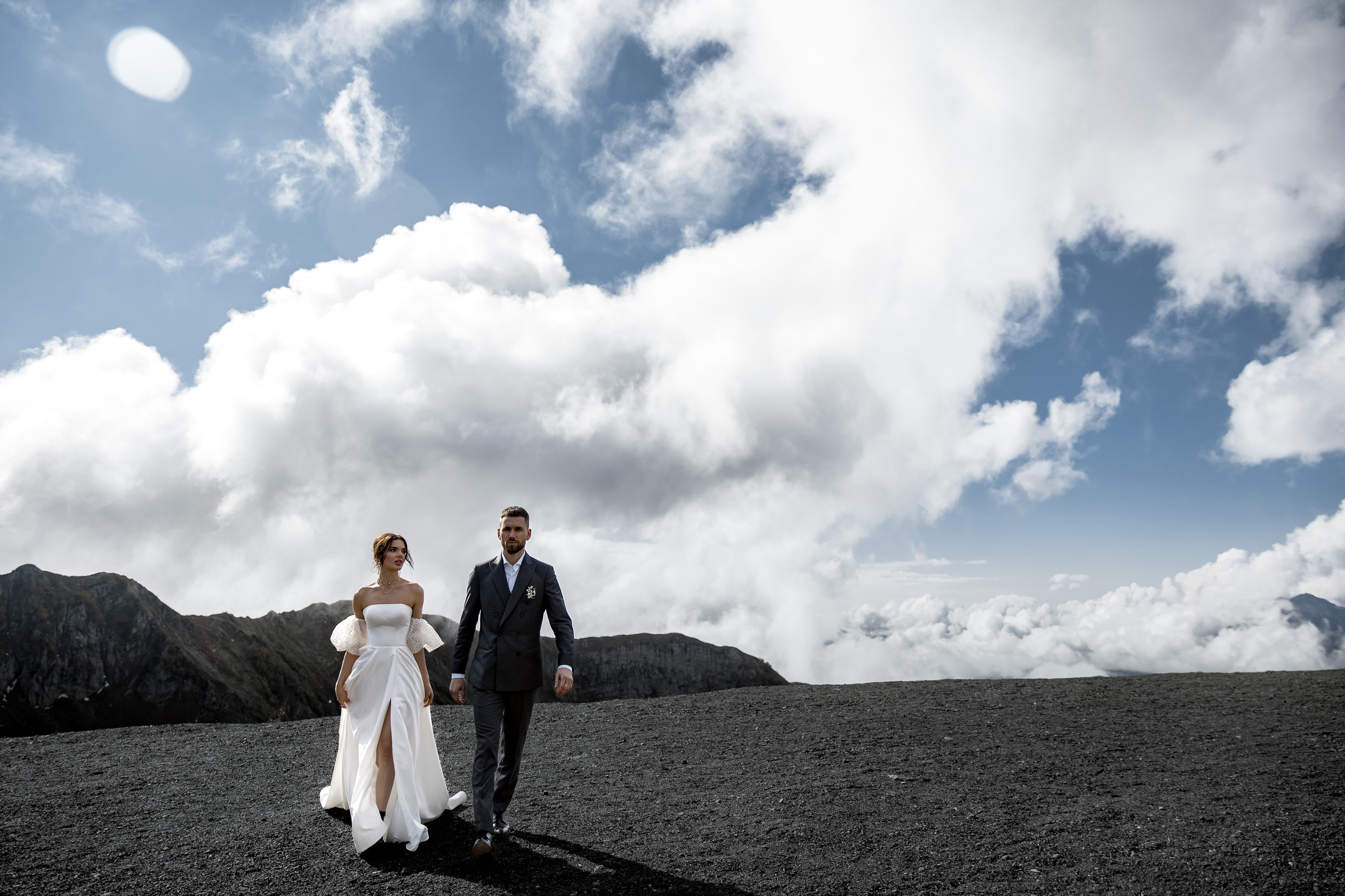 Anya and Grigori. Elopement Wedding Photographer