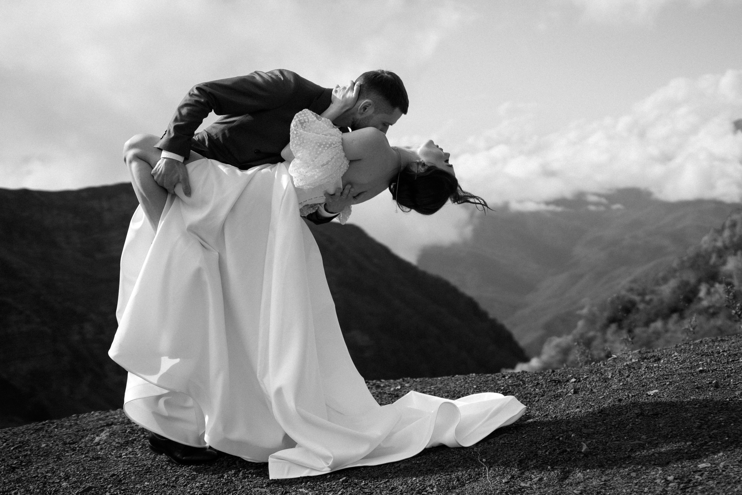 Anya and Grigori. Elopement Wedding Photographer