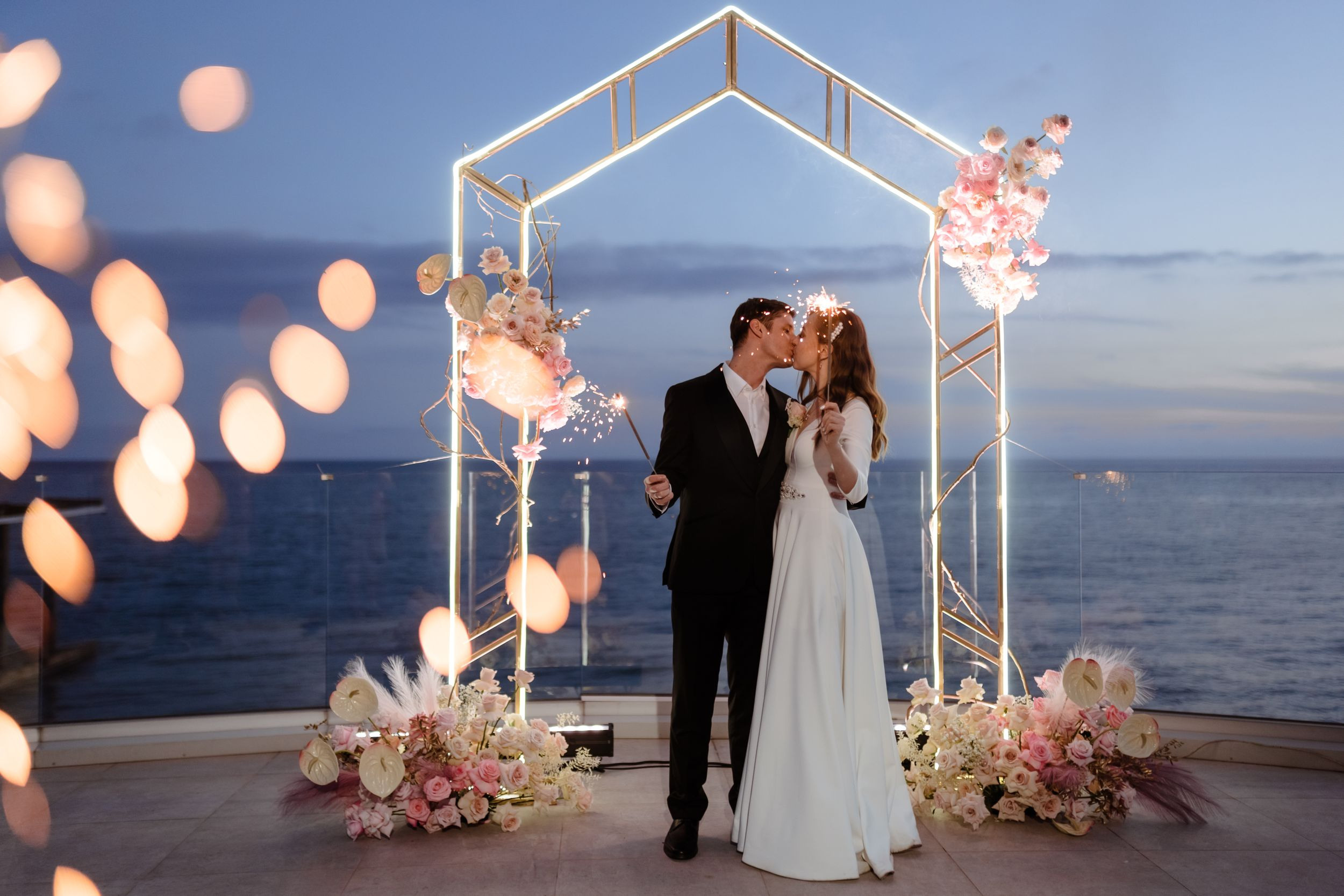 Море для двоих. Elopement Wedding Photographer