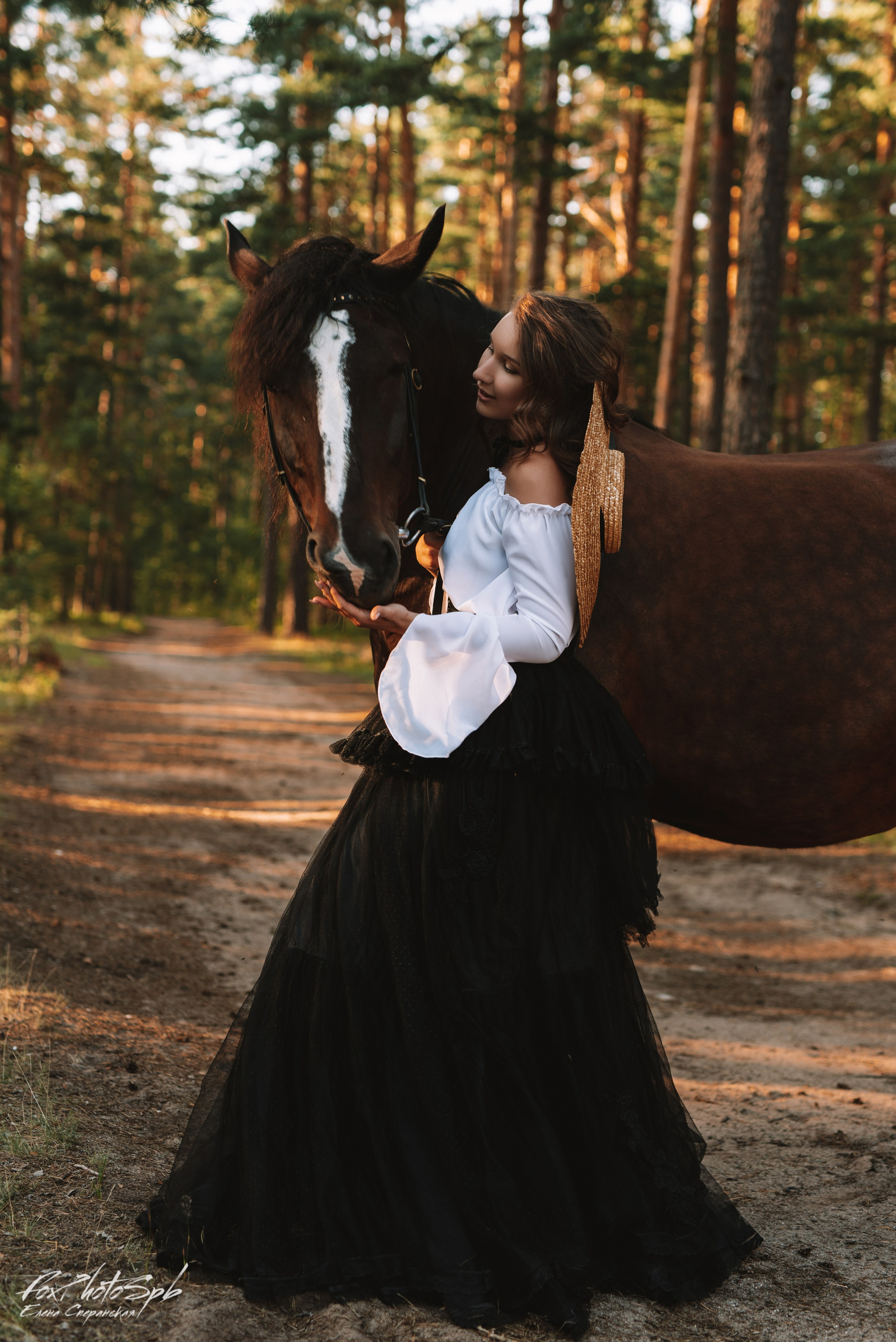 С лошадками. Фотограф в Санкт-Петербурге и Ленинградской области