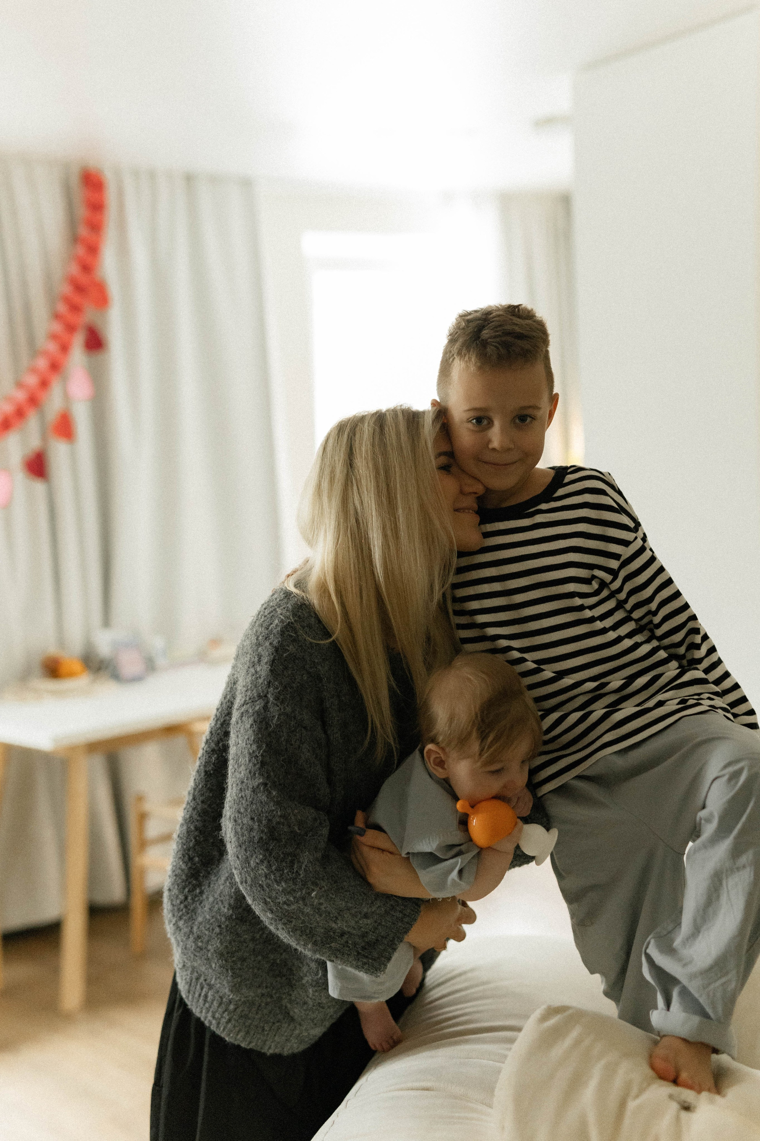 6 месяцев с домашними. Фотография о важном