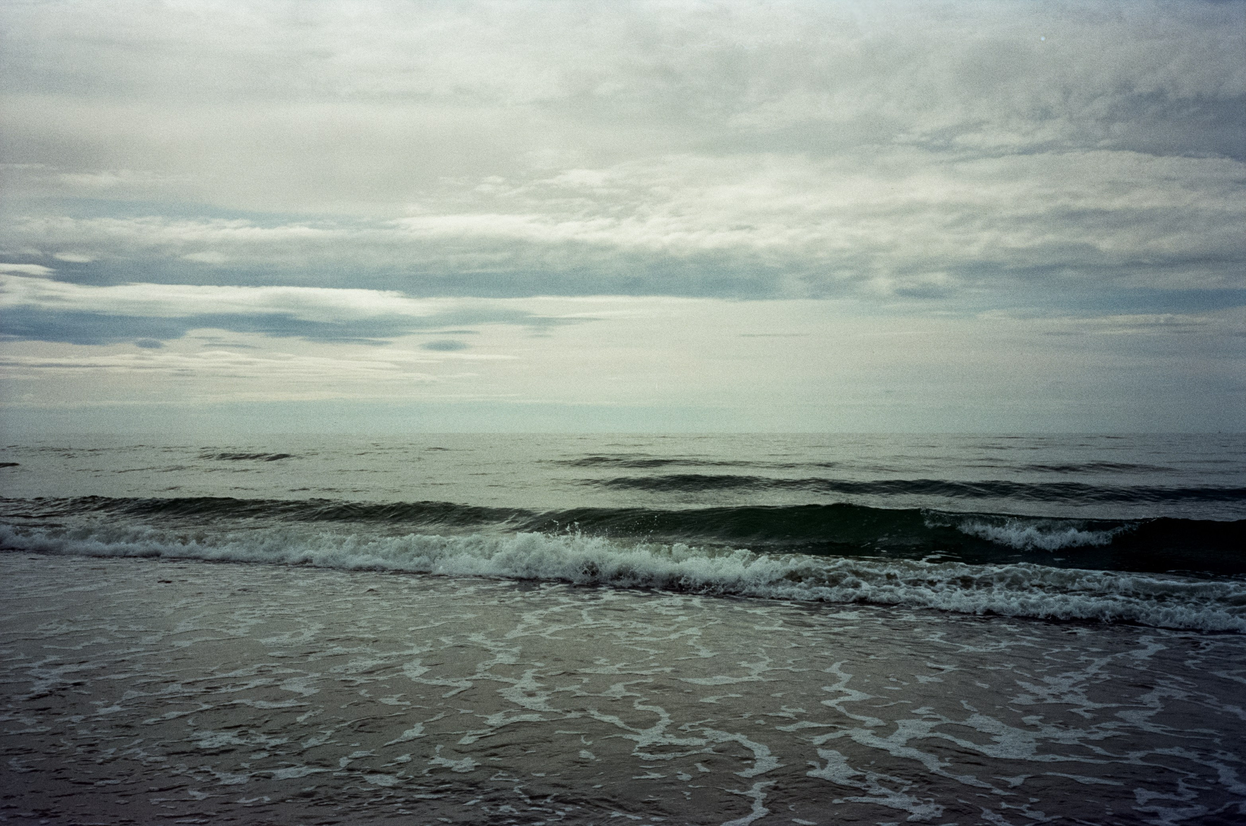 Море и дюны. Куршская коса рядом с высотой Эфа. Фотограф-документалист Мария Осокина