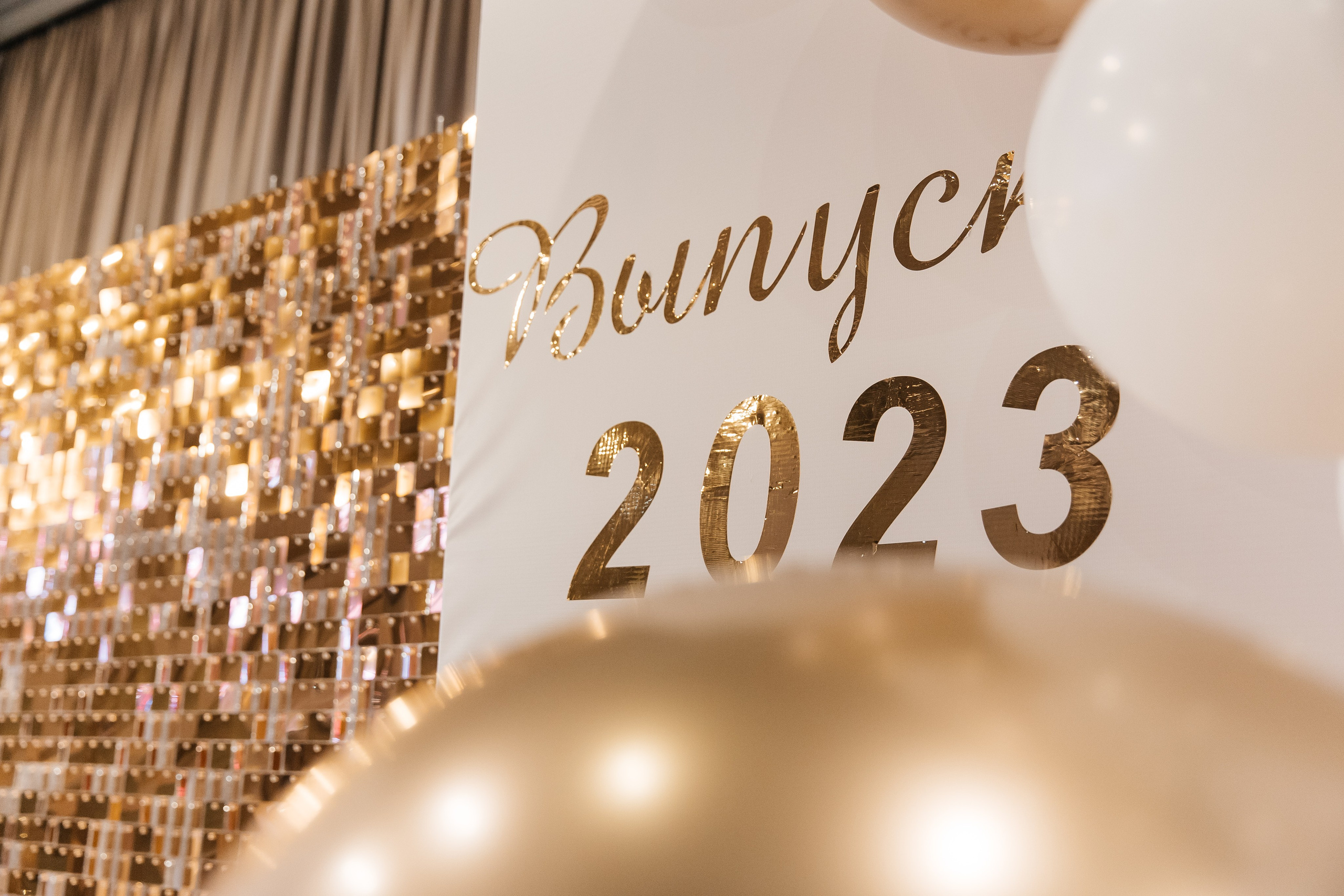 2023-06-23 Выпускной МБОУ СОШ № 10. Фотограф в Красноярске