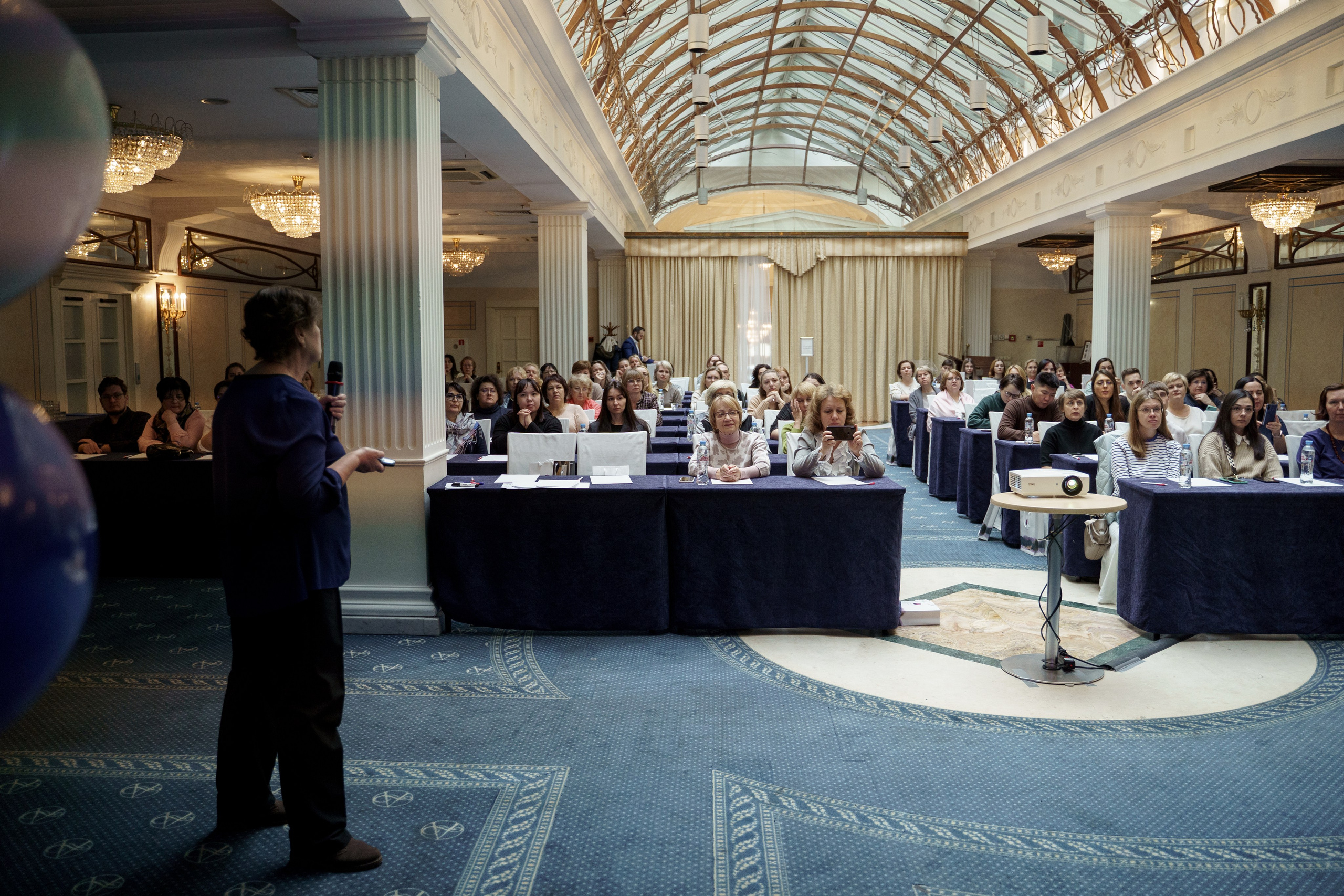 Конференция Cooper Vision в Отеле Амбасадор 28 октября 2023. Свадебный и семейный фотограф в Санкт-Петербурге Дмитрий Панин