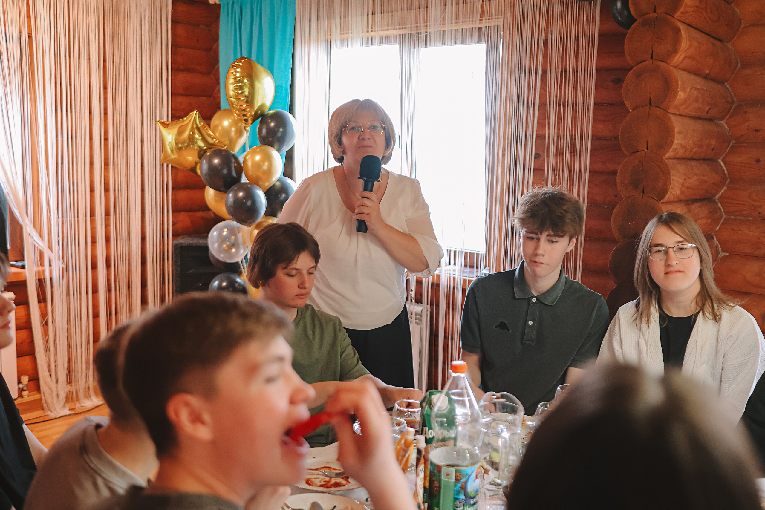 Последний звонок. Семейный фотограф Тюмень, фотограф на роды Салмина Мария