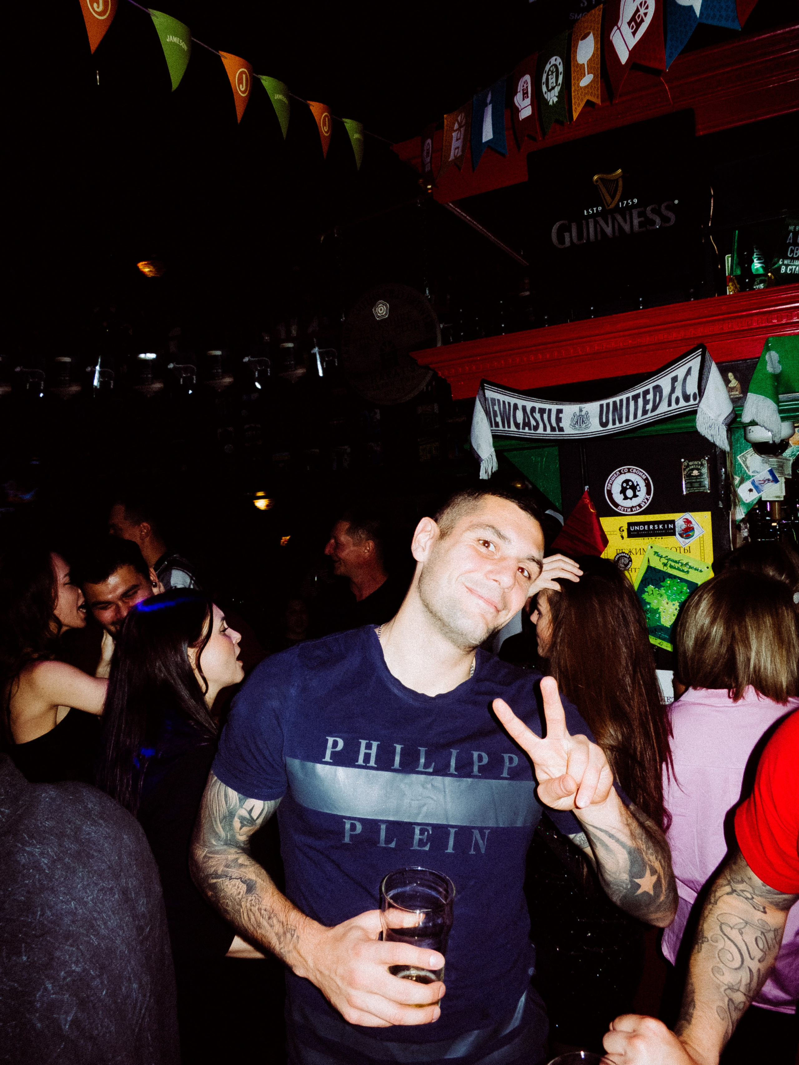 Репортажный фотосъемка в барах и ресторанах