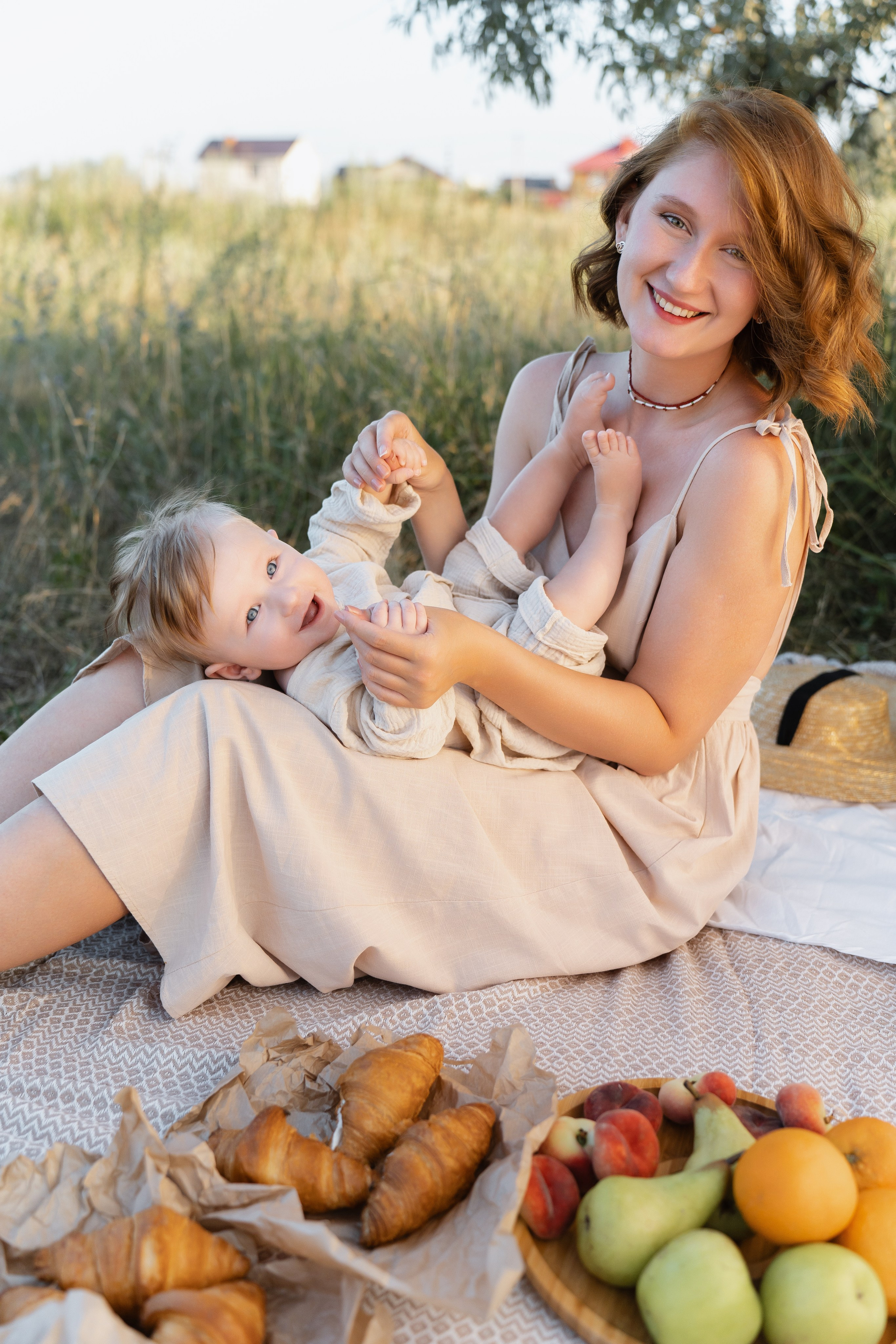 Виталий и Татьяна_ фотозона пикник. Свадебный и семейный фотограф в Самаре Салахова Гулина
