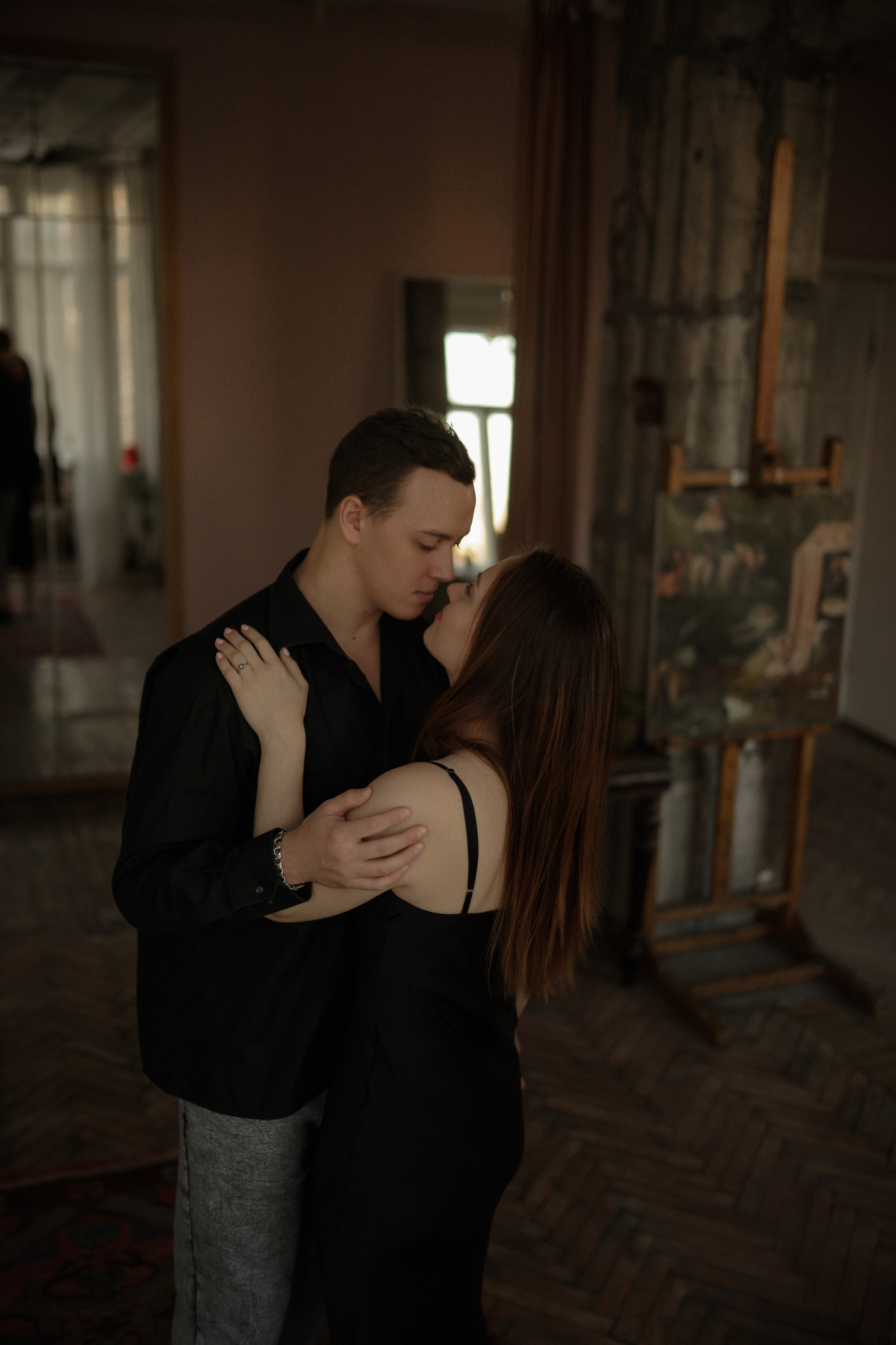 Черное-белое