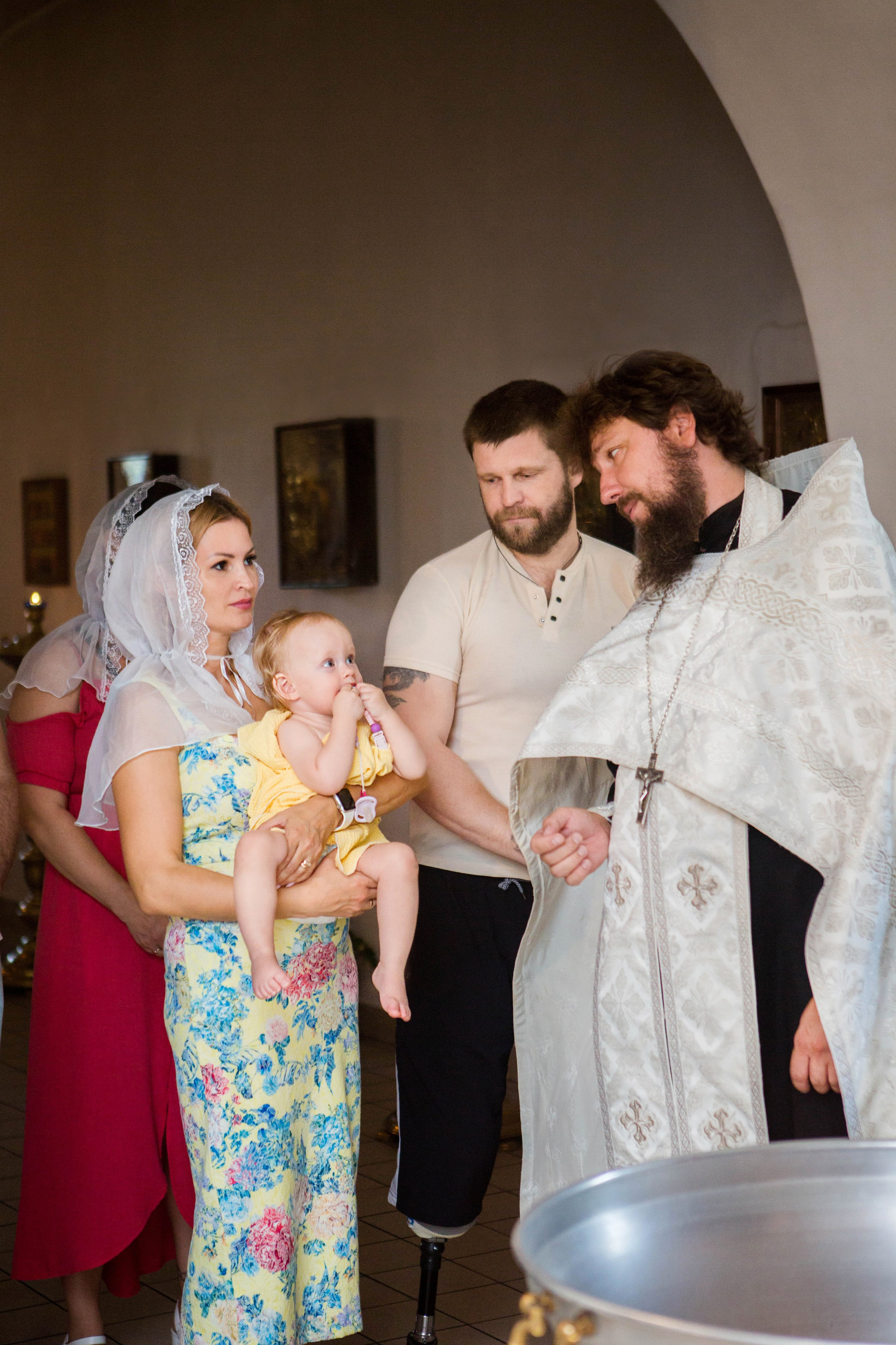 Крещение Феоны. Храм Воскресения Христова (Памирская). Свадебный семейный и детский фотограф в Краснодаре Карина Федоровская