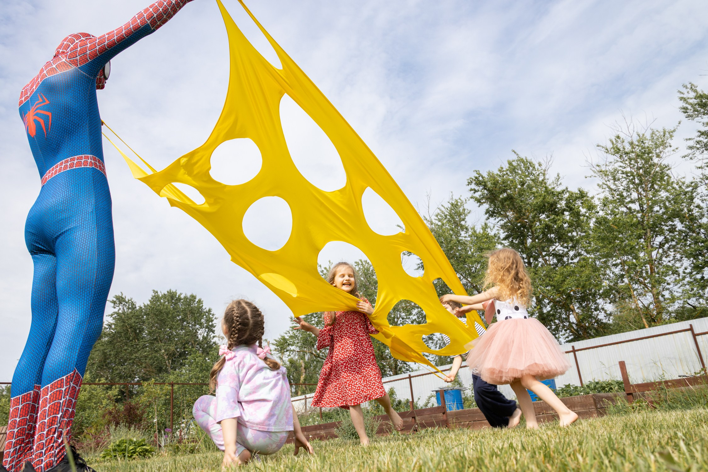 Свадьба, роспись в ЗАГСе, венчание, крещение, выписка из роддома — фотосъёмка. Визуальная упаковка брендов и проектов через фото и видеопроизводство