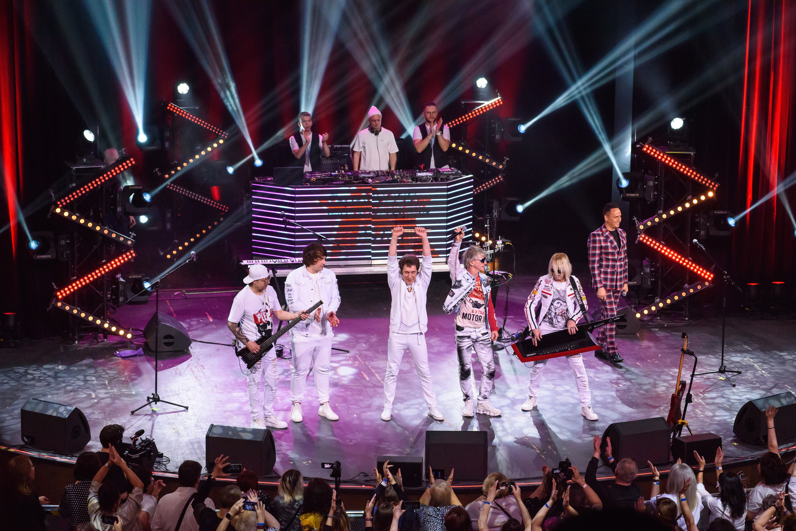 Дискотека СССР. «Сладкий сон» и Сергей Васюта — «Имена на все времена». Бренд-фотограф для экспертов и блогеров в Москве Влада Горбовская