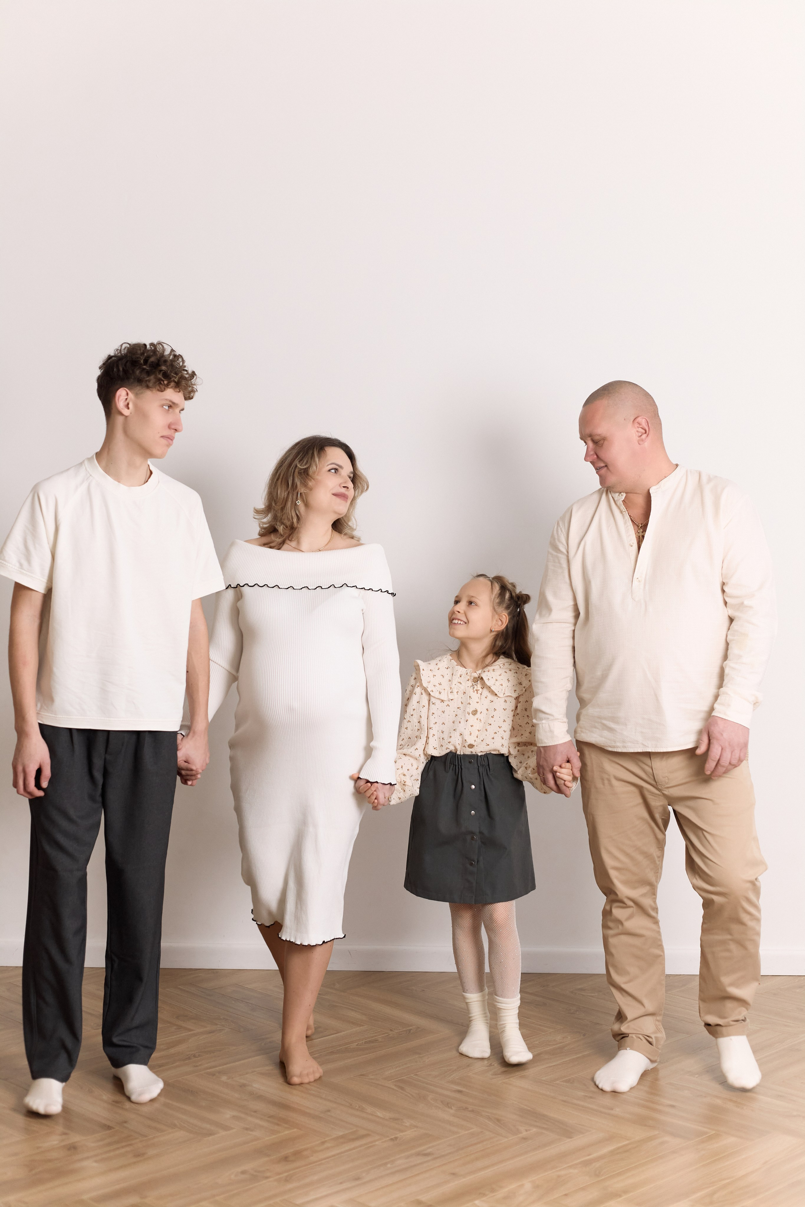 Сергей & Татьяна & Ярослав & Таисия. Фотограф Елизавета Наумова