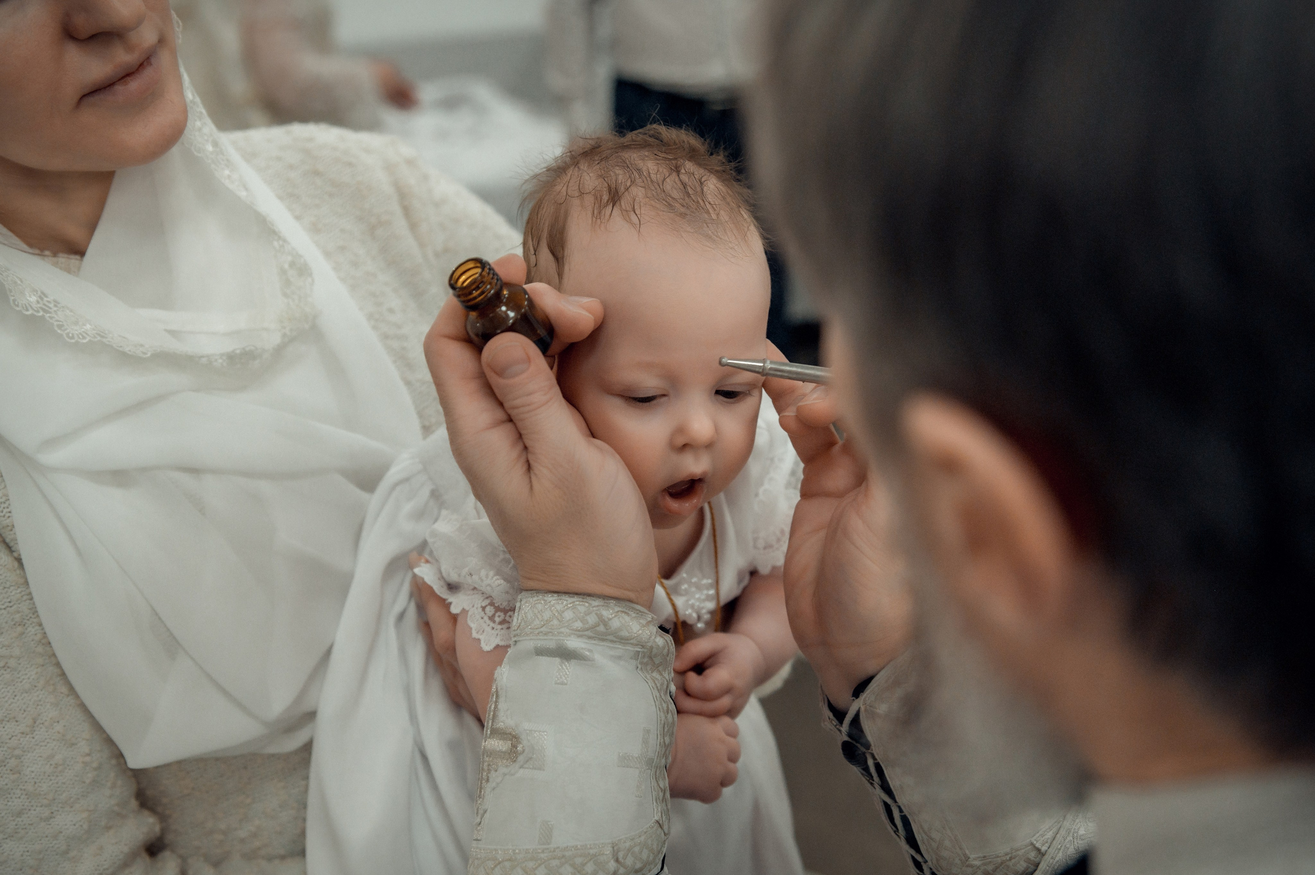 Таинство Крещения Натальи, Собор Александра Невского г. Волгоград. Церковный, семейный и репортажный фотограф Волгоград, Волжский