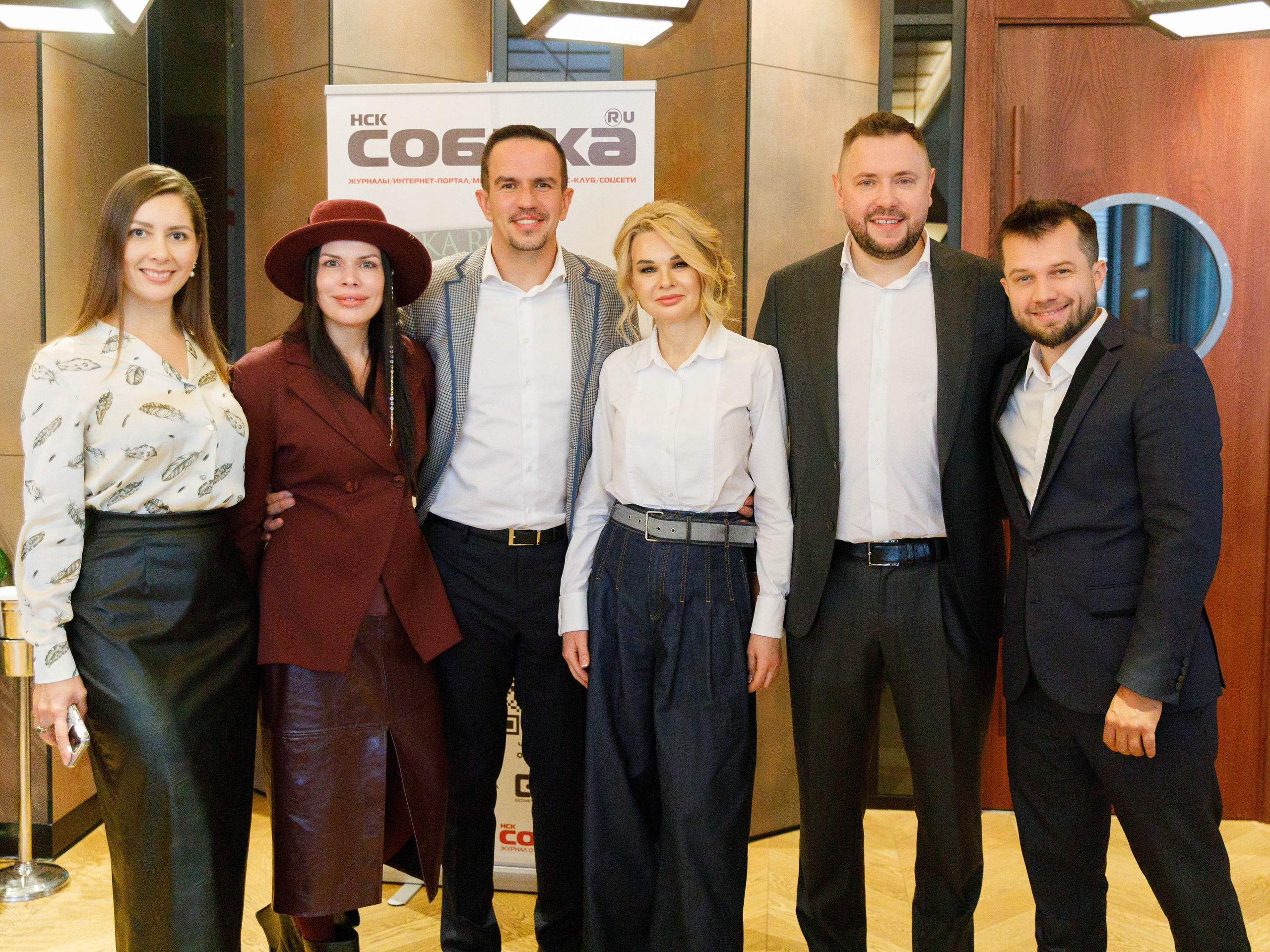 Международный опыт инвестиций РФ и ОАЭ. Бизнес-завтрак в «Магадане». Репортажный фотограф в Новосибирске Алена Помазунова