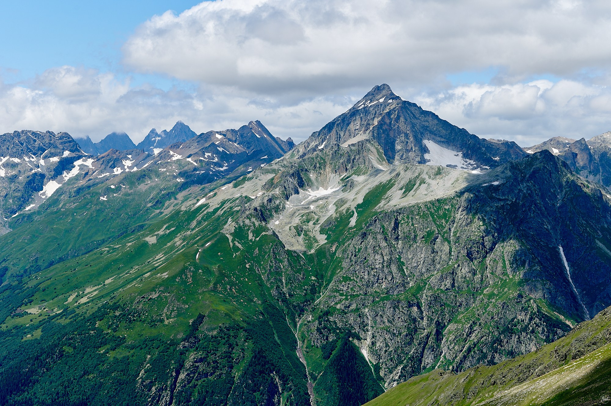 Домбай август 2024. Фотографии отовсюду и обо всем