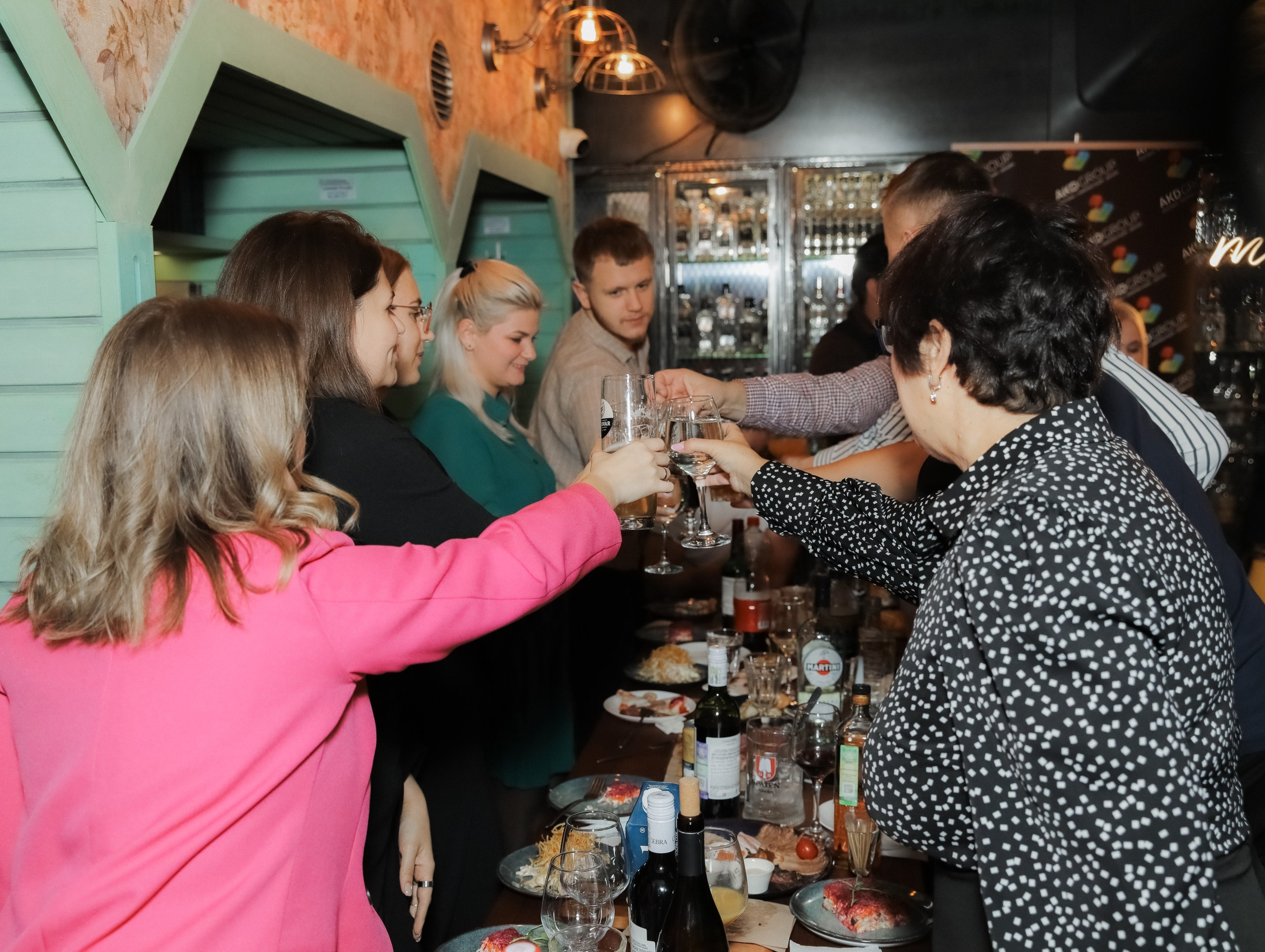 Фотосессия дня рождения компании AKD Group в Новосибирске — Роман Лахмыткин