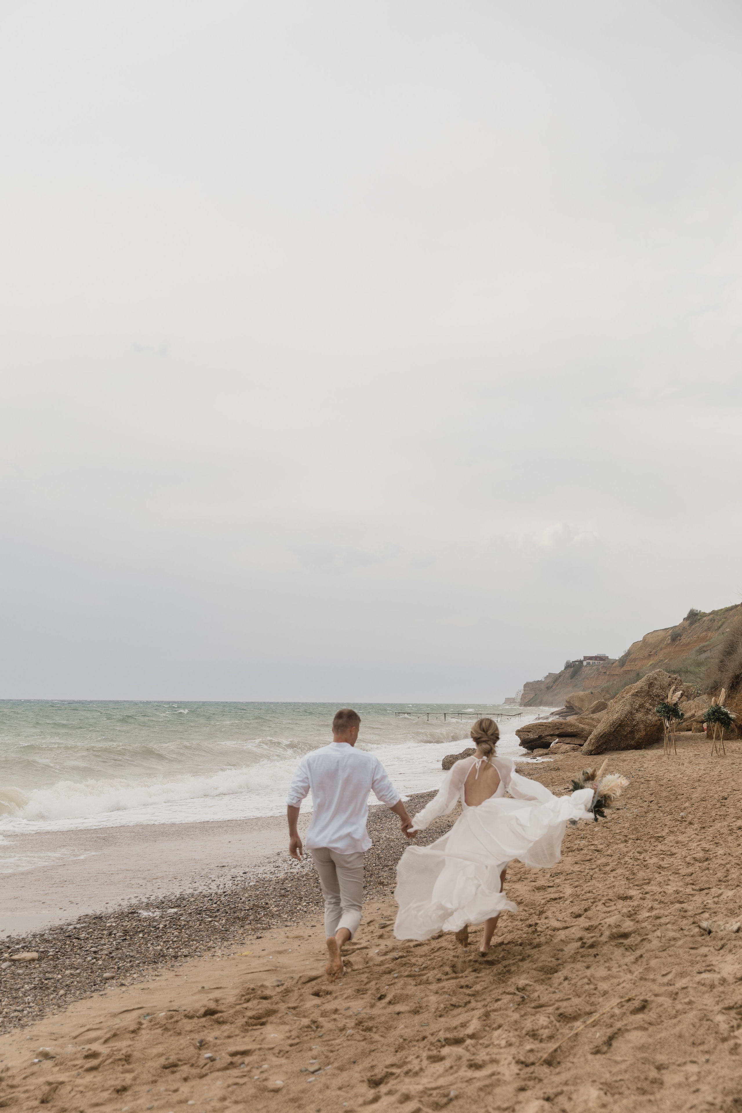 На берегу моря…. СВАДЕБНЫЙ ФОТОГРАФ В КРЫМУ И СЕВАСТОПОЛЕ