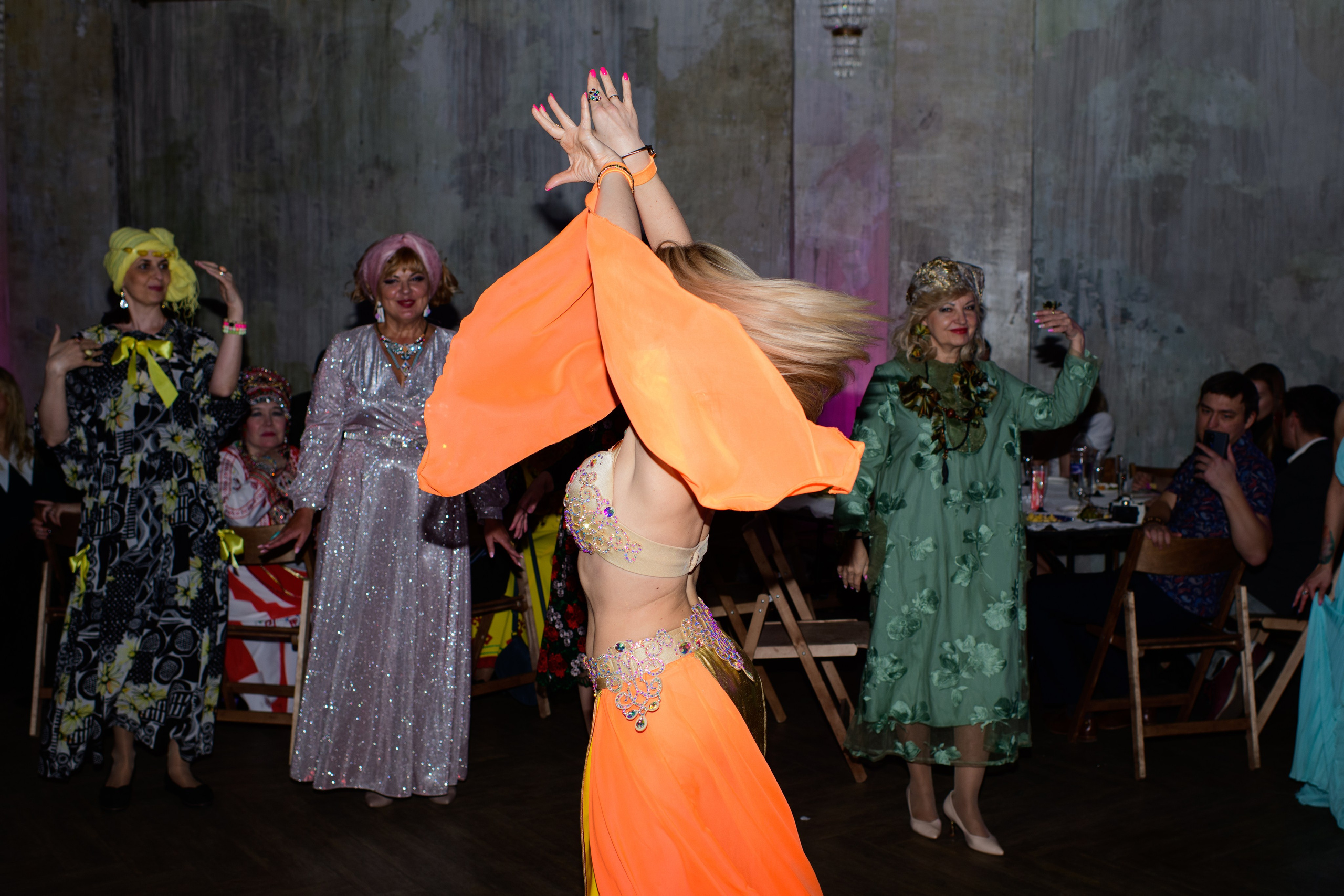 Репортаж модного показа «Люди брендов». Организация и проведение фотосъемок в Санкт-Петербурге. Фотограф Смирягин Илья