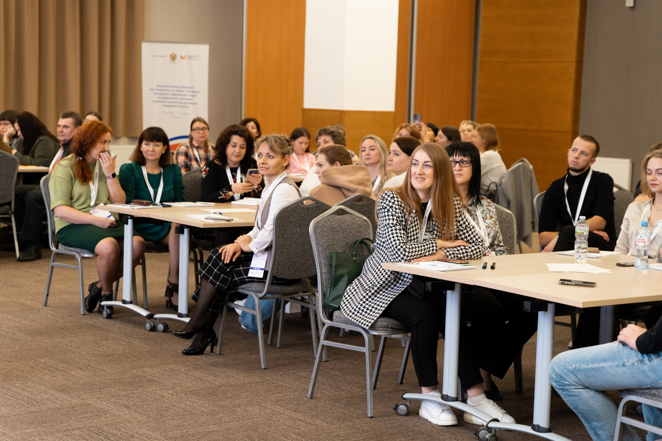 Окружной семинар в сфере профилактики от Росмолодежи в Амаксе 2024. Фотограф Надежда Погребняк | Рязань | Москва
