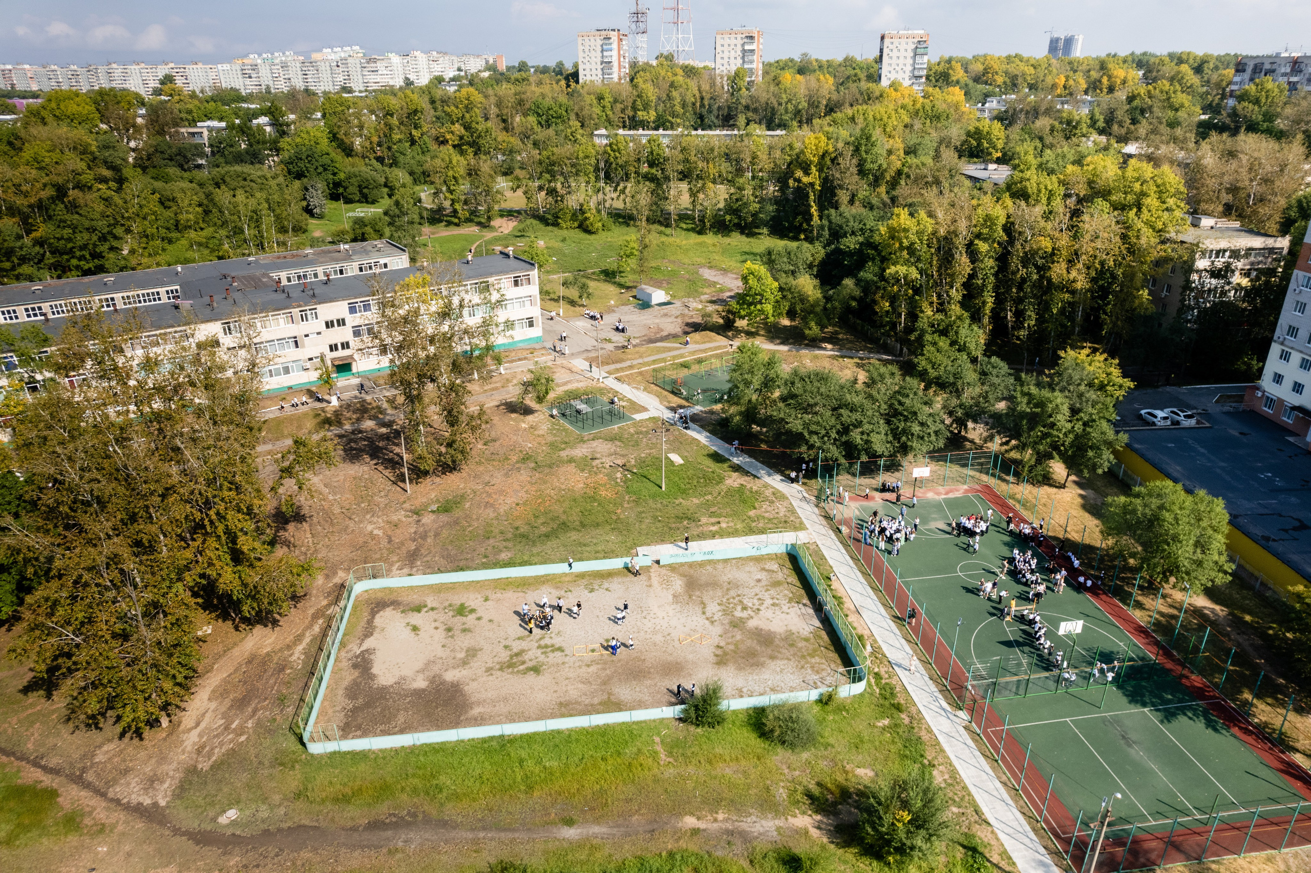 Гимназия № 50. Детский фотограф видеограф в Хабаровске Михаил Орлов