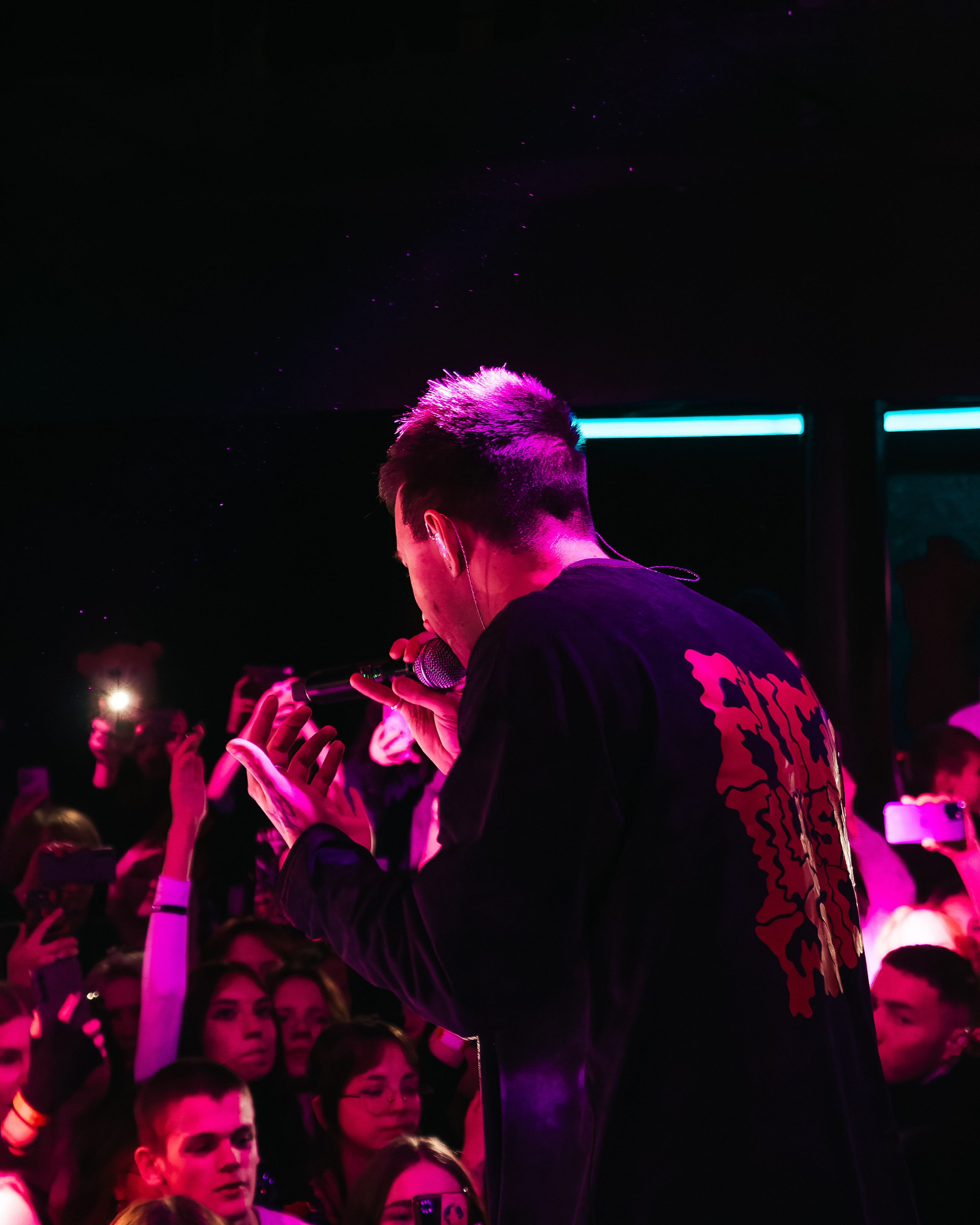 Концерт Мазелова. Фотограф Артём Ющенко