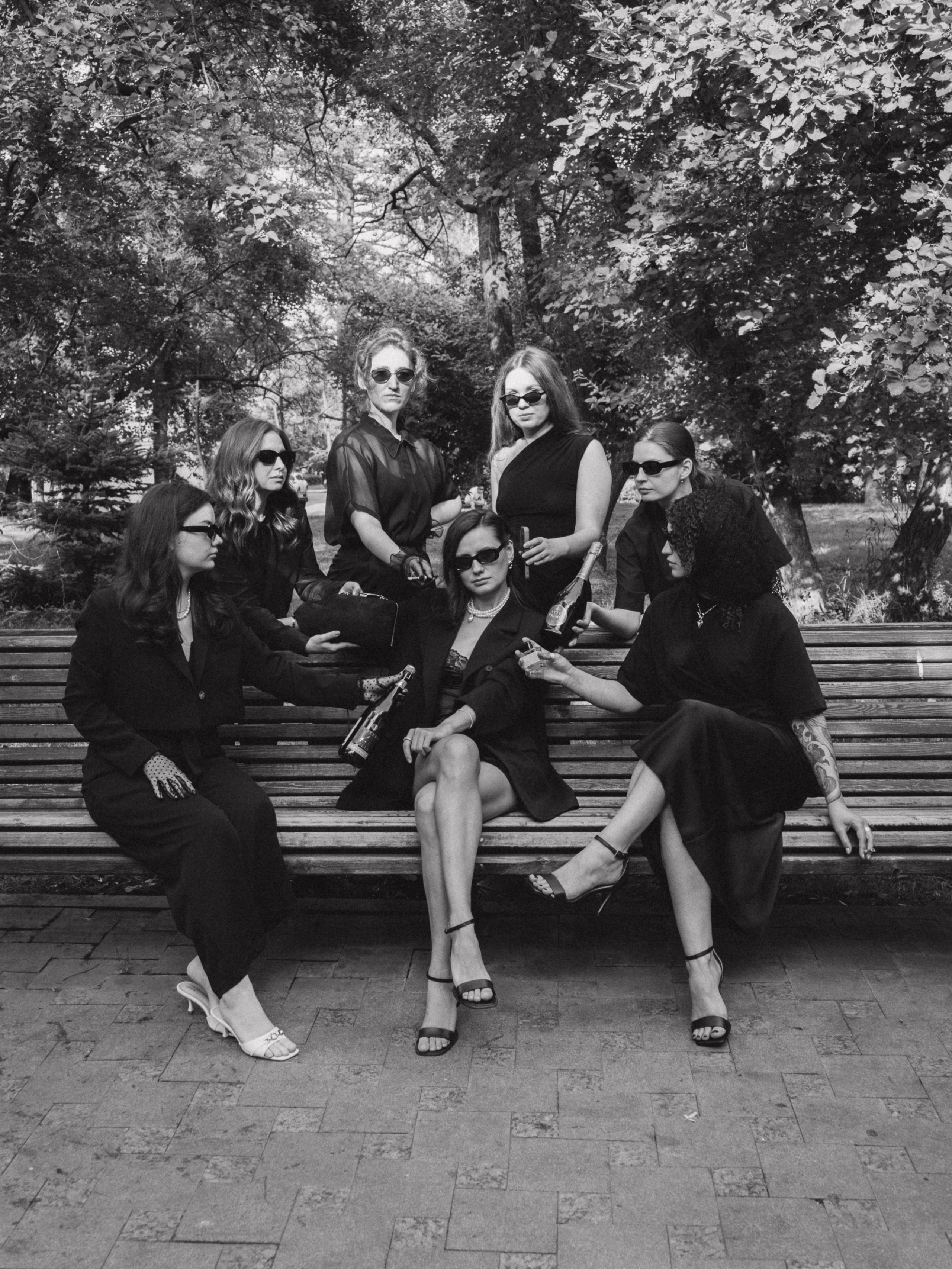 Девичник в чёрном. Фотограф в Екатеринбурге Яна Круташова