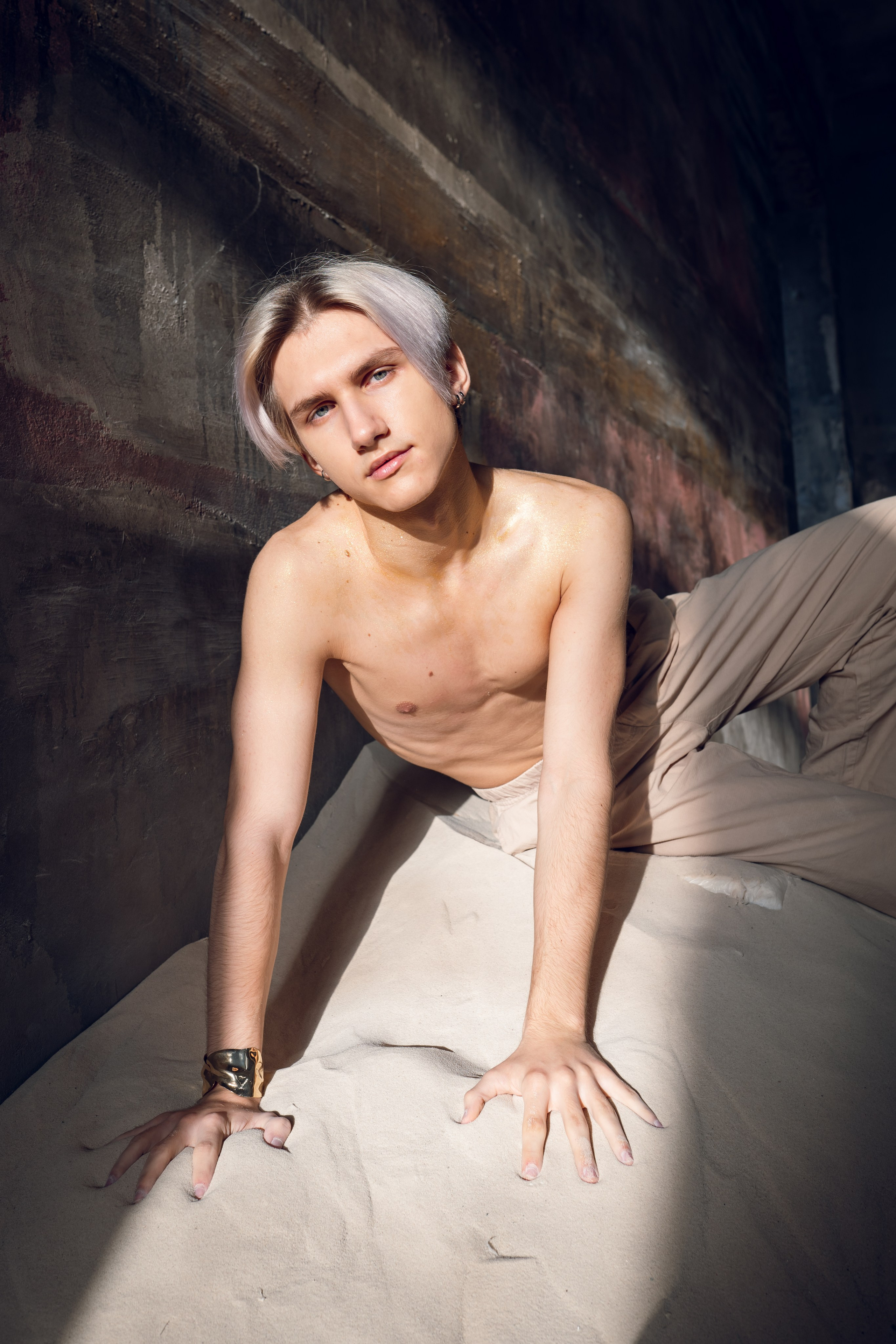 Крас в песке. Фотосессия в Спб в студии, фотограф Панютина Марина