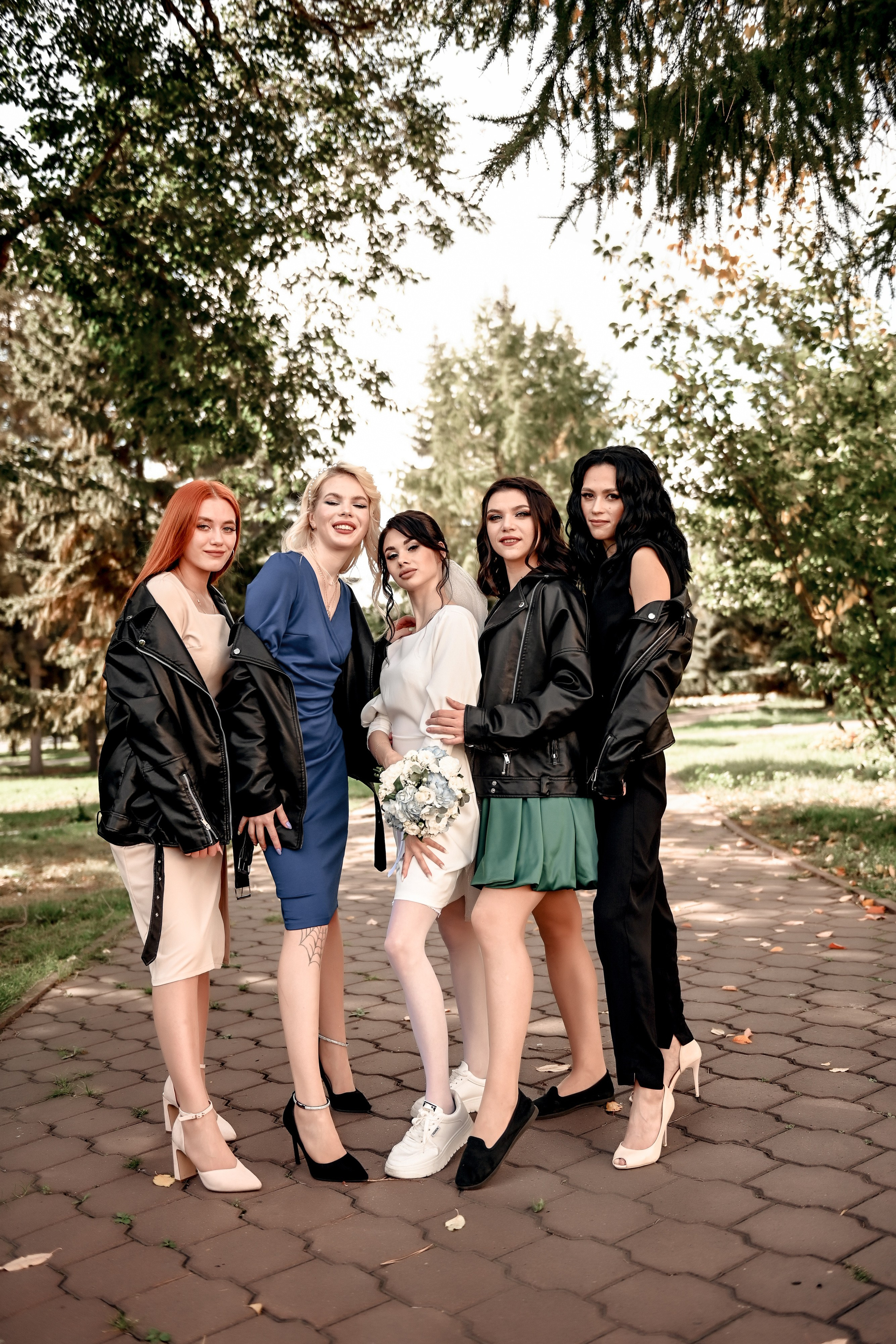 Небольшая часть фото со свадебной съемки Алексея и Даши. Свадебный, семейный, детский, контент фотограф в Омске Максим Ильин