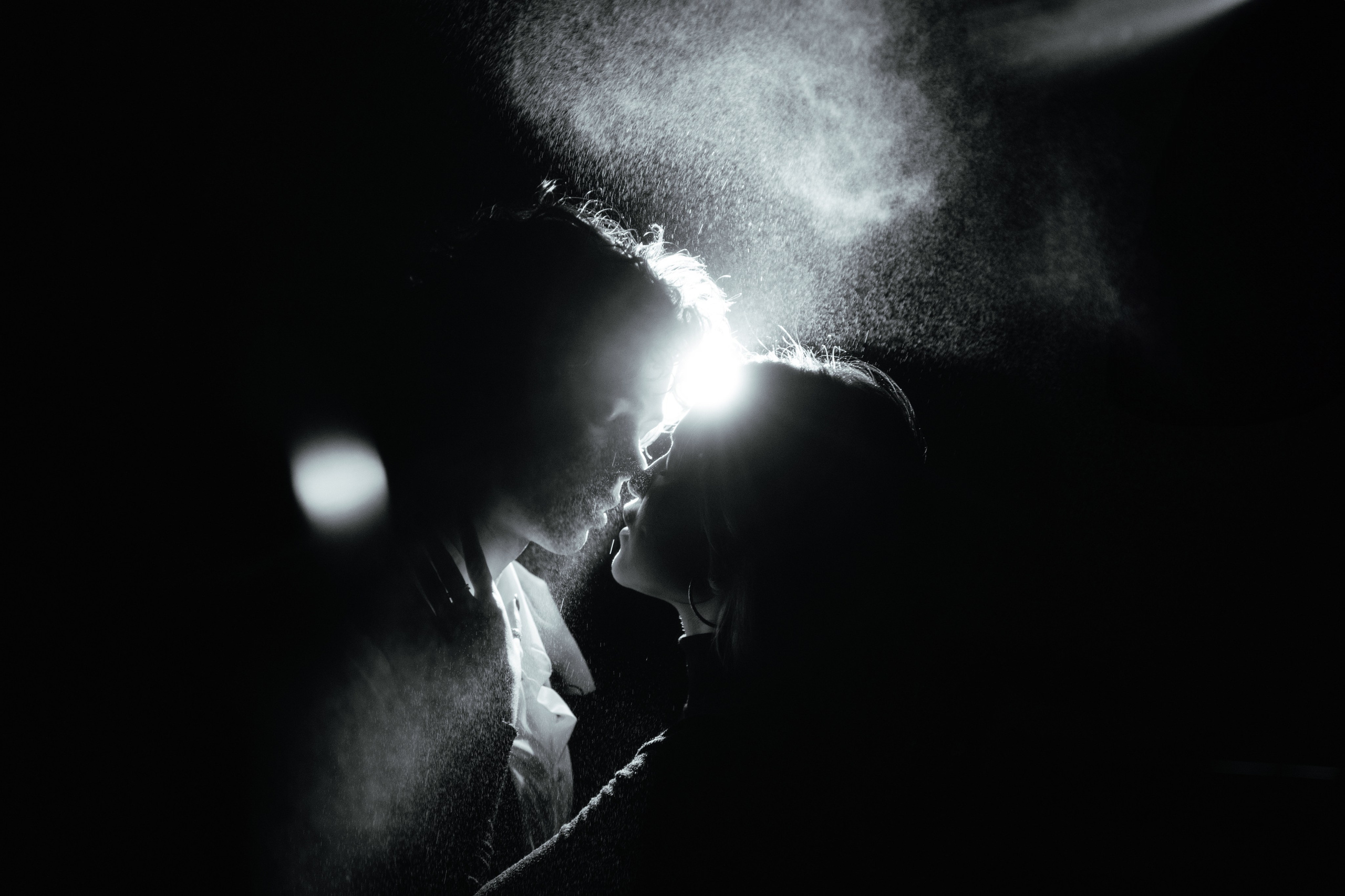 Фотостудия «Движ» (Краснодар). Свадебный фотограф в Симферополе (Крым) Валерия Воловидник