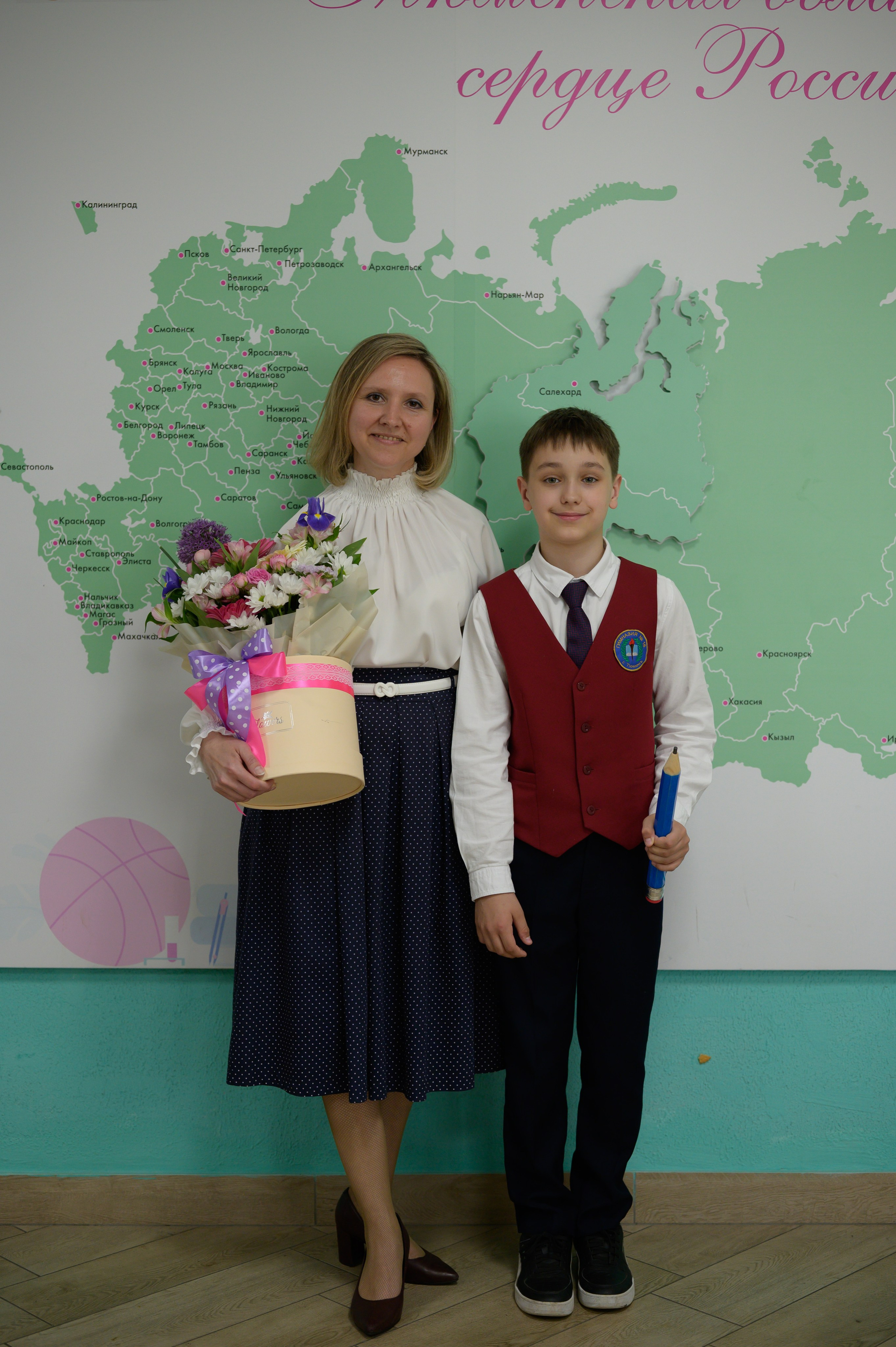 Выпускной 4Б гимназия № 16. Фотограф новорожденных, семейный детский в Тюмени Татьяна Морозова