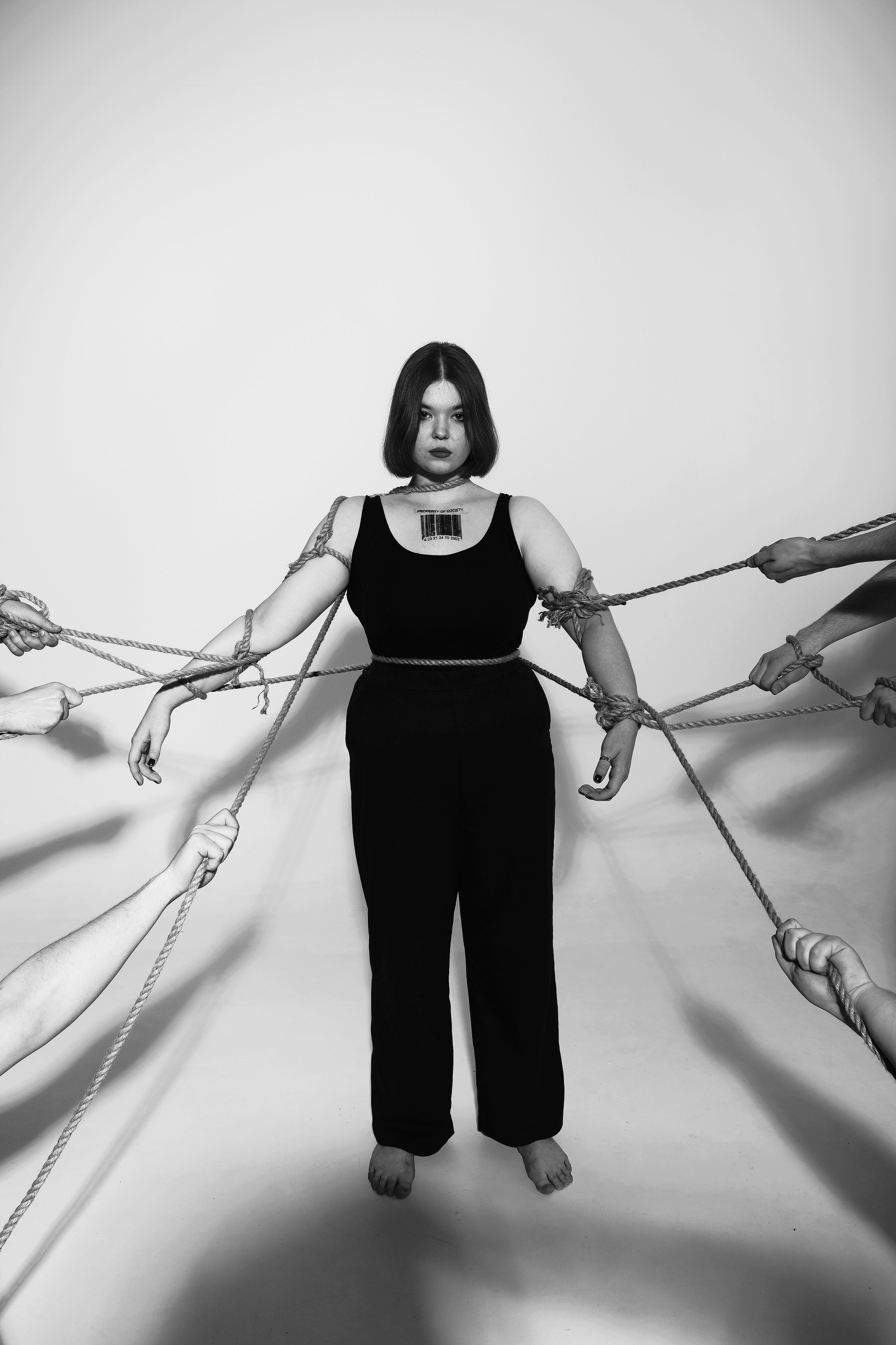 PROPERTY OF SOCIETY. Портретный и fashion-фотограф в Санкт-Петербурге Олеся Поле