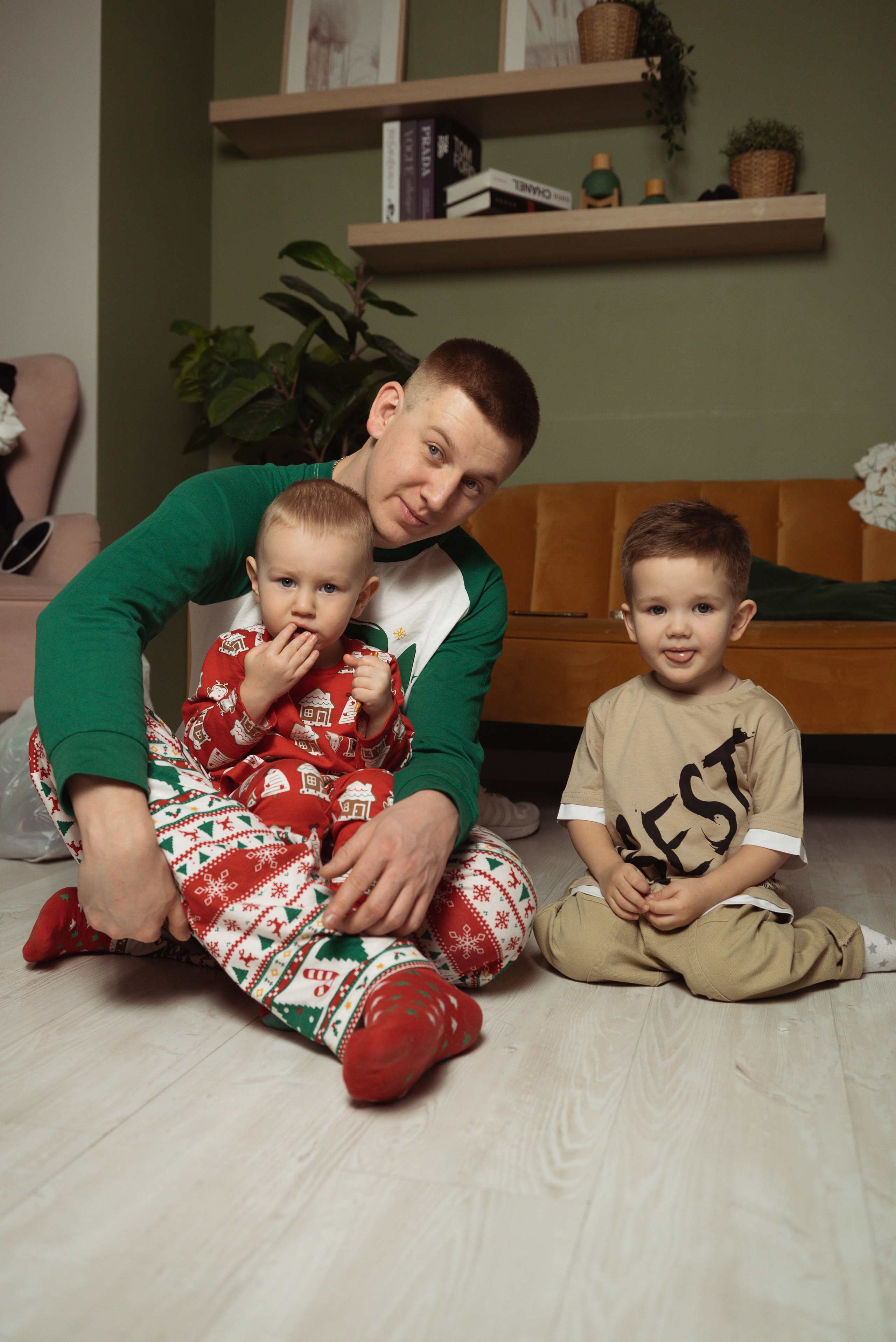 Дима и Наташа. Фотограф Москва Настя Профотовна. Репортажные, свадебные и контент фотосессии