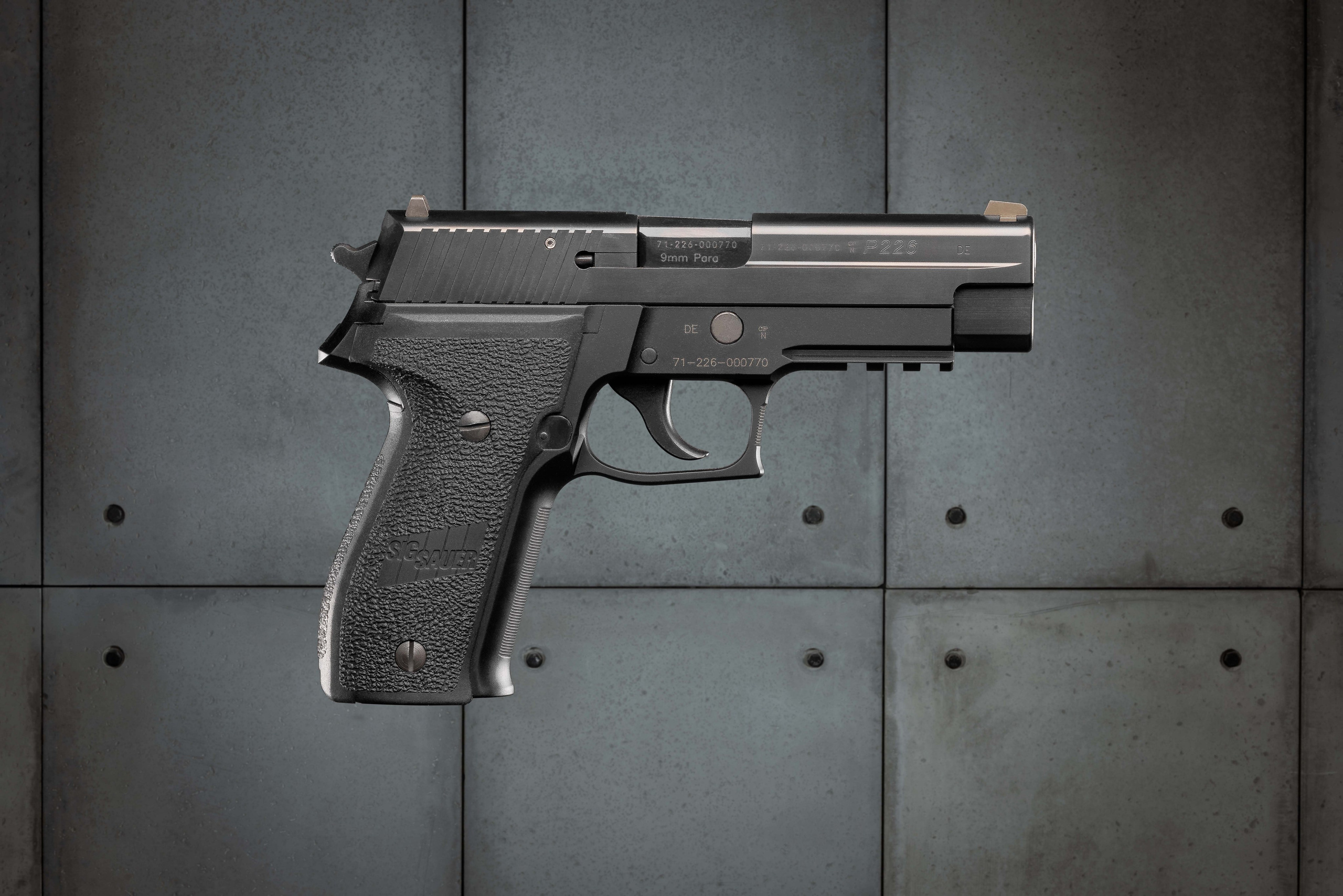 Предметная съемка для 7.62 — Стрелковый клуб в Москве | Николай Завалишин. NICKZAVALISHIN — Визуал который продаёт