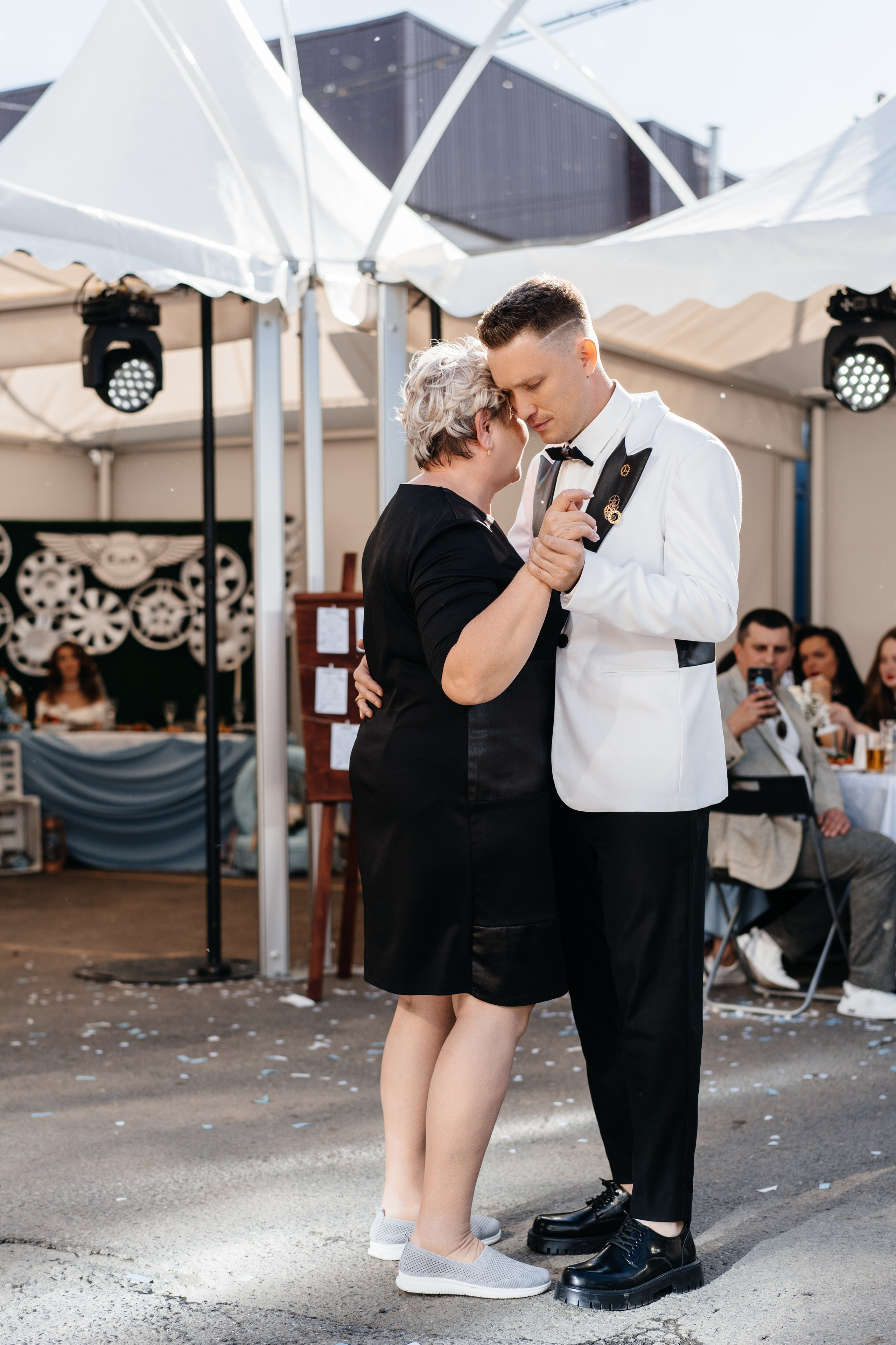 Анна & Евгений проект «Четыре свадьбы» на Пятнице. Свадебный фотограф Барнаул Алексей Павлов