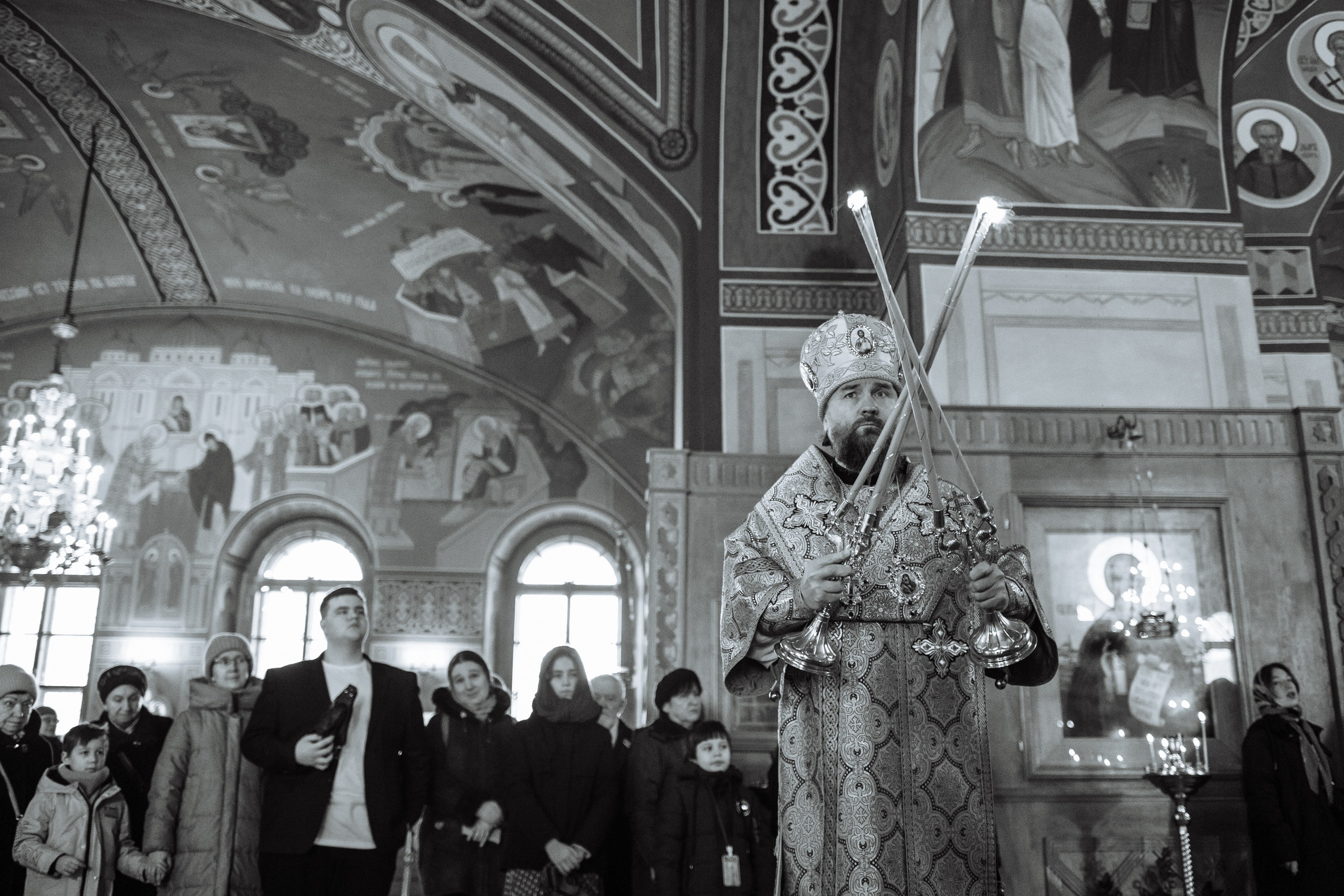 Служба Григория, митрополита, управляющего делами Московской Патриархии. Семейный фотограф Николаева Ольга