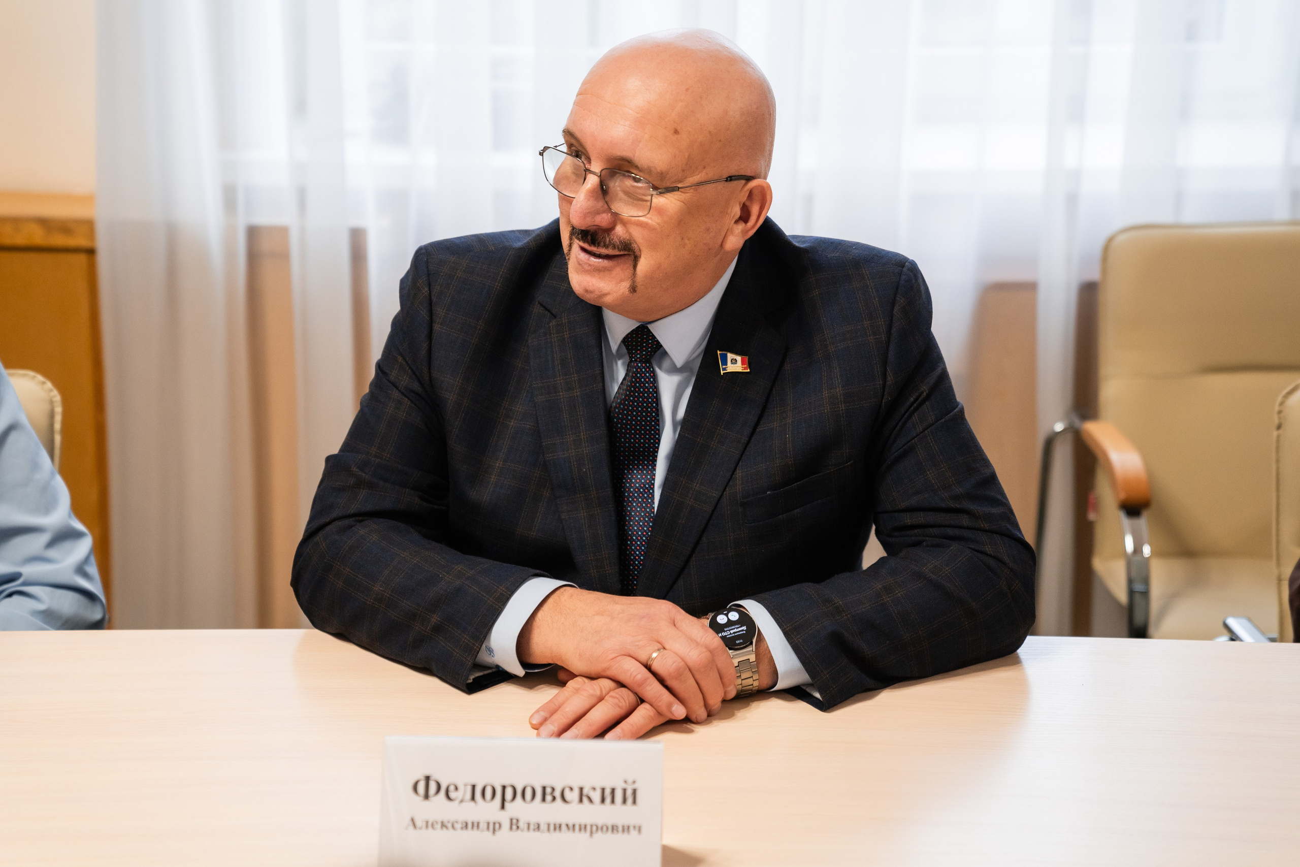 Заседание. Photographer Alexandr