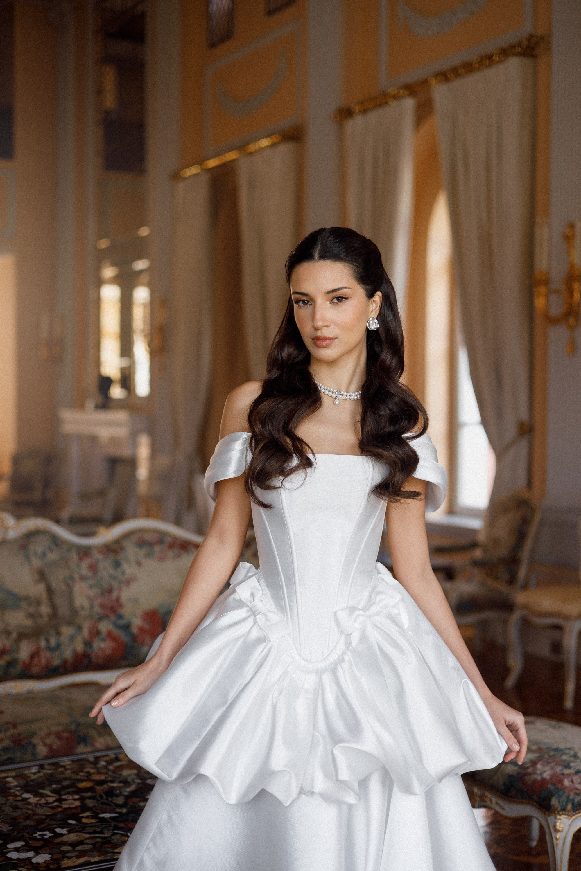 Петр и Лейла